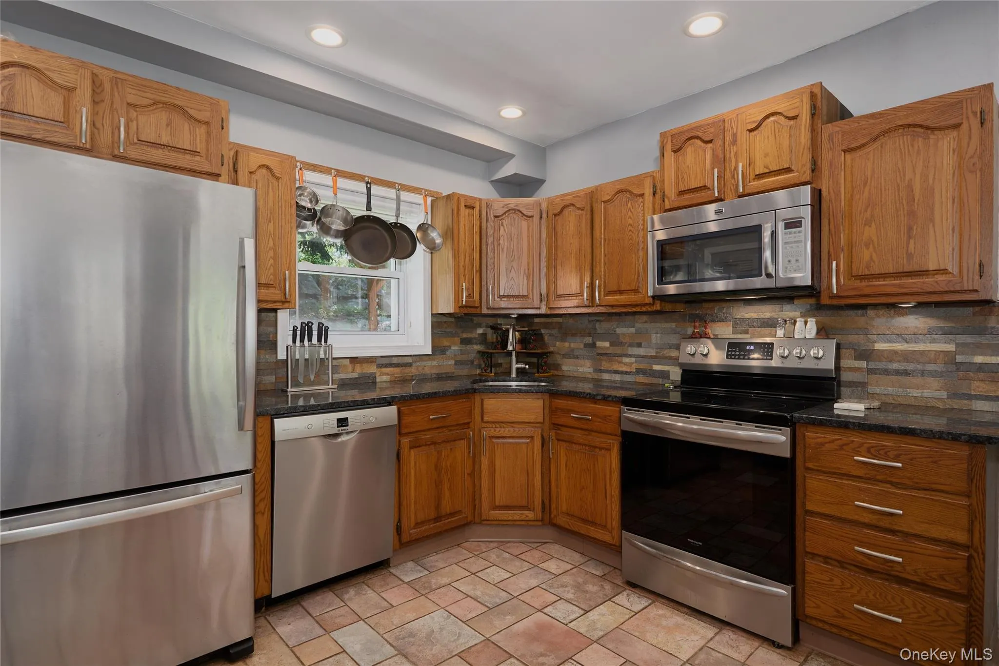 140 Nardin Road, Putnam Valley, NY, 3 Bedrooms Bedrooms, 6 Rooms Rooms,2 BathroomsBathrooms,Residential,For Rent,Nardin,0,1032394 140 Nardin Road, Putnam Valley, NY, 3 Bedrooms Bedrooms, 6 Rooms Rooms,2 BathroomsBathrooms,Residential,For Rent,Nardin,0,1032394