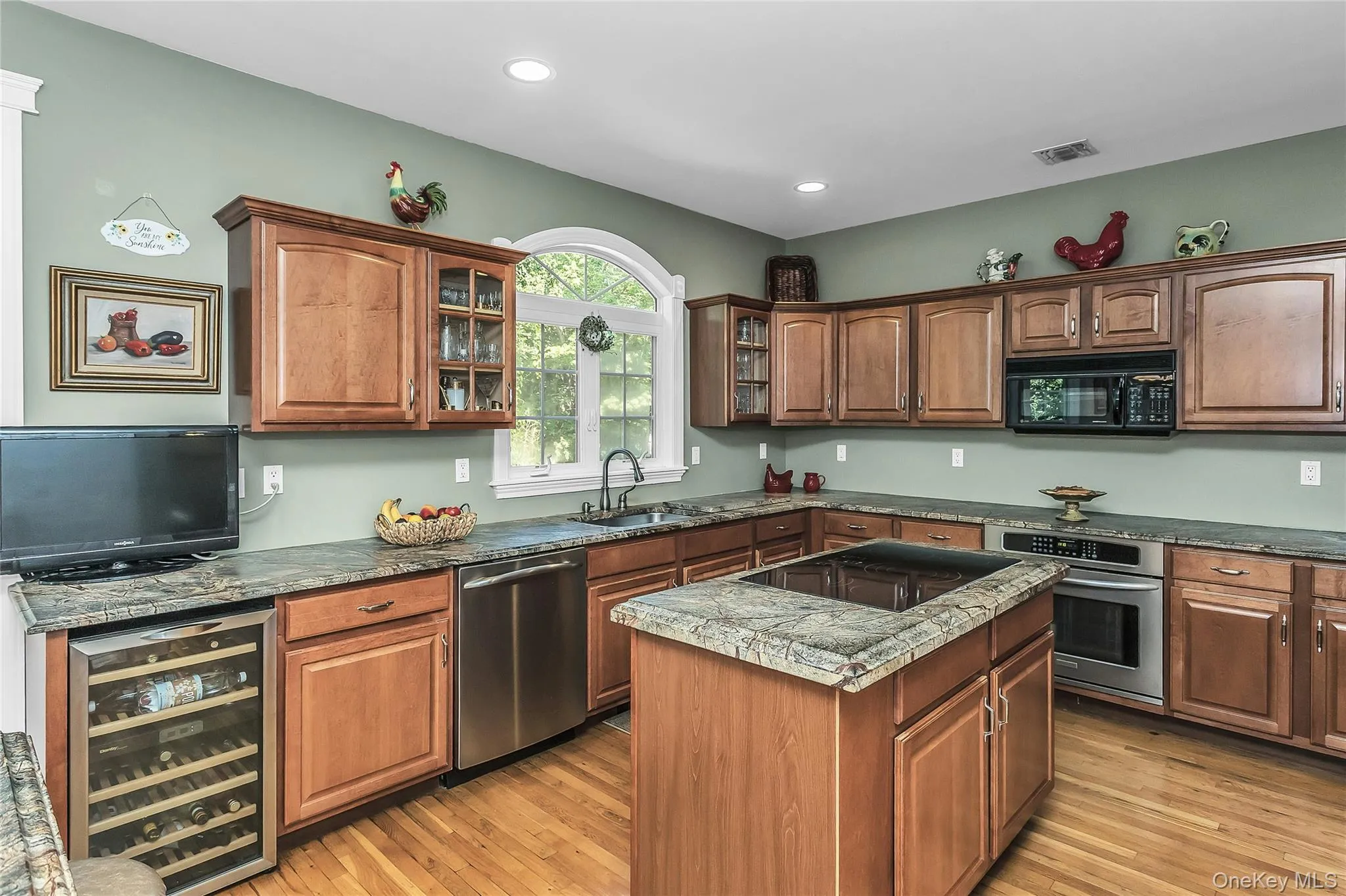 1025 Seawood Drive, Southold, NY, 4 Bedrooms Bedrooms, 8 Rooms Rooms,3 BathroomsBathrooms,Residential,For Rent,Seawood,0,1032396 1025 Seawood Drive, Southold, NY, 4 Bedrooms Bedrooms, 8 Rooms Rooms,3 BathroomsBathrooms,Residential,For Rent,Seawood,0,1032396