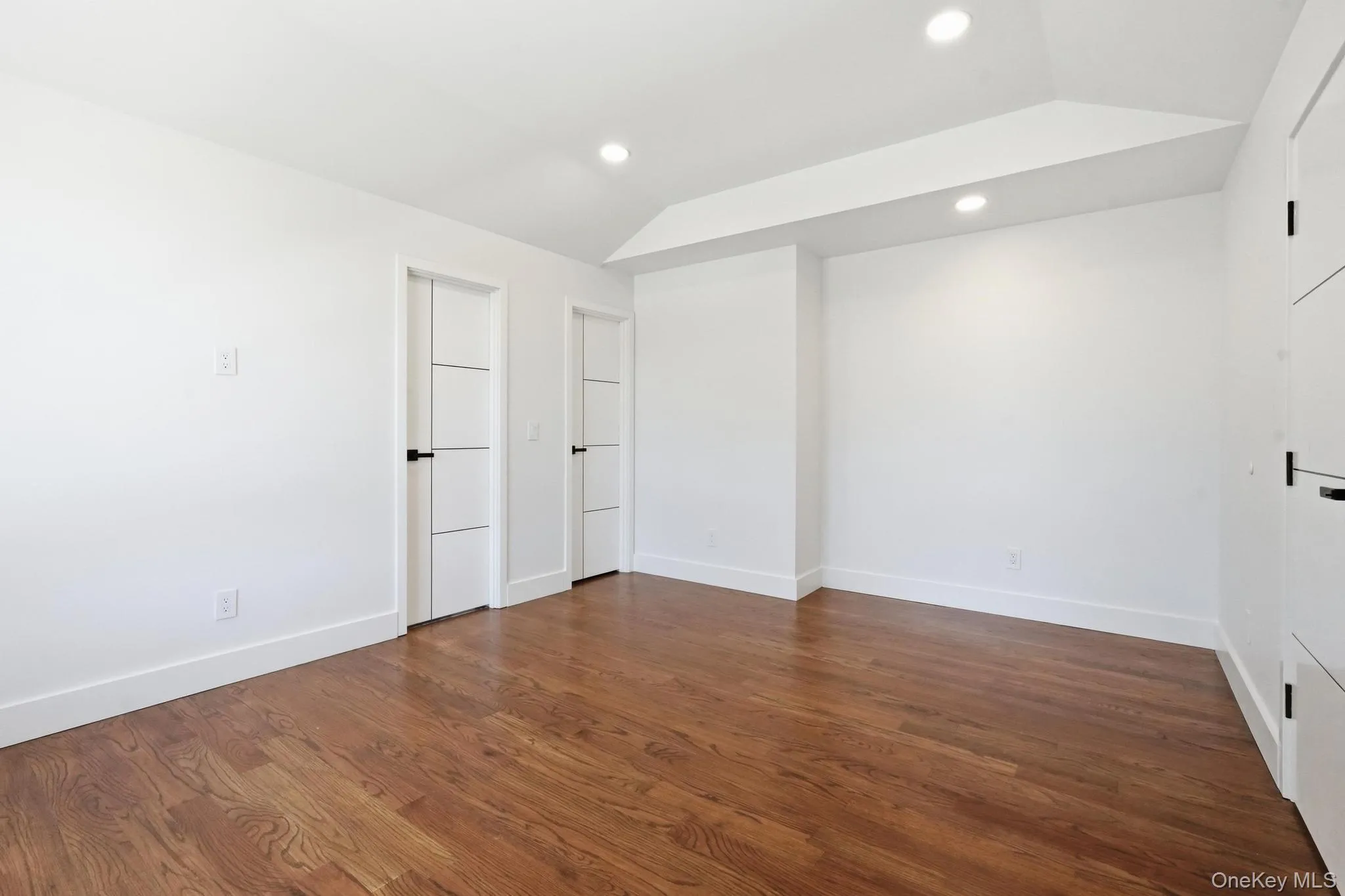 17 Gerhard Road, Oyster Bay, NY, 5 Bedrooms Bedrooms, 8 Rooms Rooms,4 BathroomsBathrooms,Residential,For Rent,Gerhard,0,1032399 17 Gerhard Road, Oyster Bay, NY, 5 Bedrooms Bedrooms, 8 Rooms Rooms,4 BathroomsBathrooms,Residential,For Rent,Gerhard,0,1032399