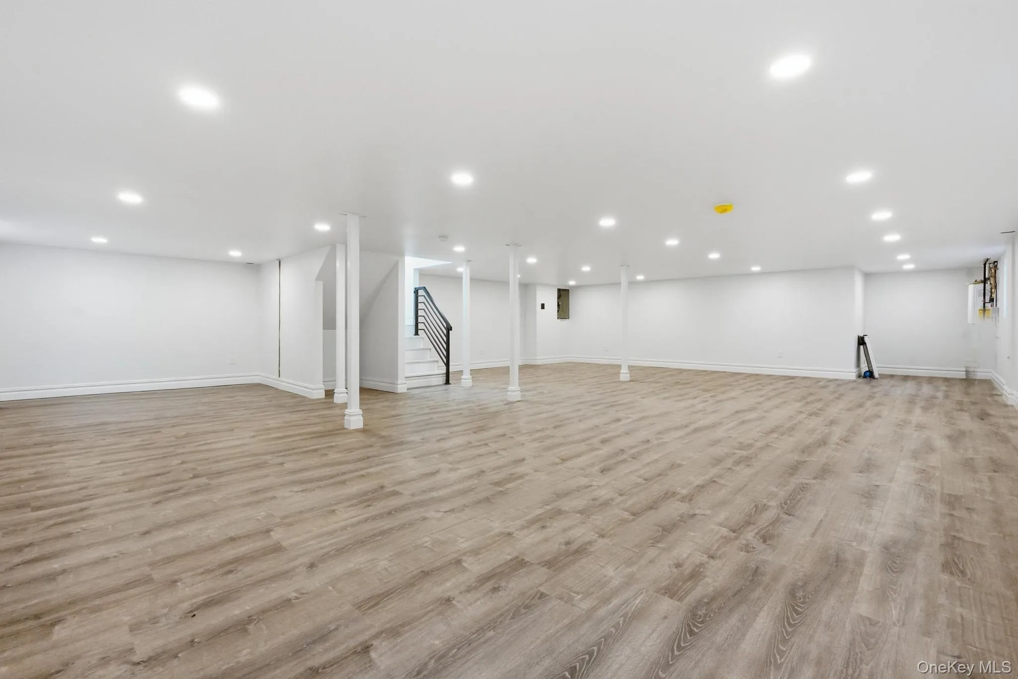 17 Gerhard Road, Oyster Bay, NY, 5 Bedrooms Bedrooms, 8 Rooms Rooms,4 BathroomsBathrooms,Residential,For Rent,Gerhard,0,1032399 17 Gerhard Road, Oyster Bay, NY, 5 Bedrooms Bedrooms, 8 Rooms Rooms,4 BathroomsBathrooms,Residential,For Rent,Gerhard,0,1032399