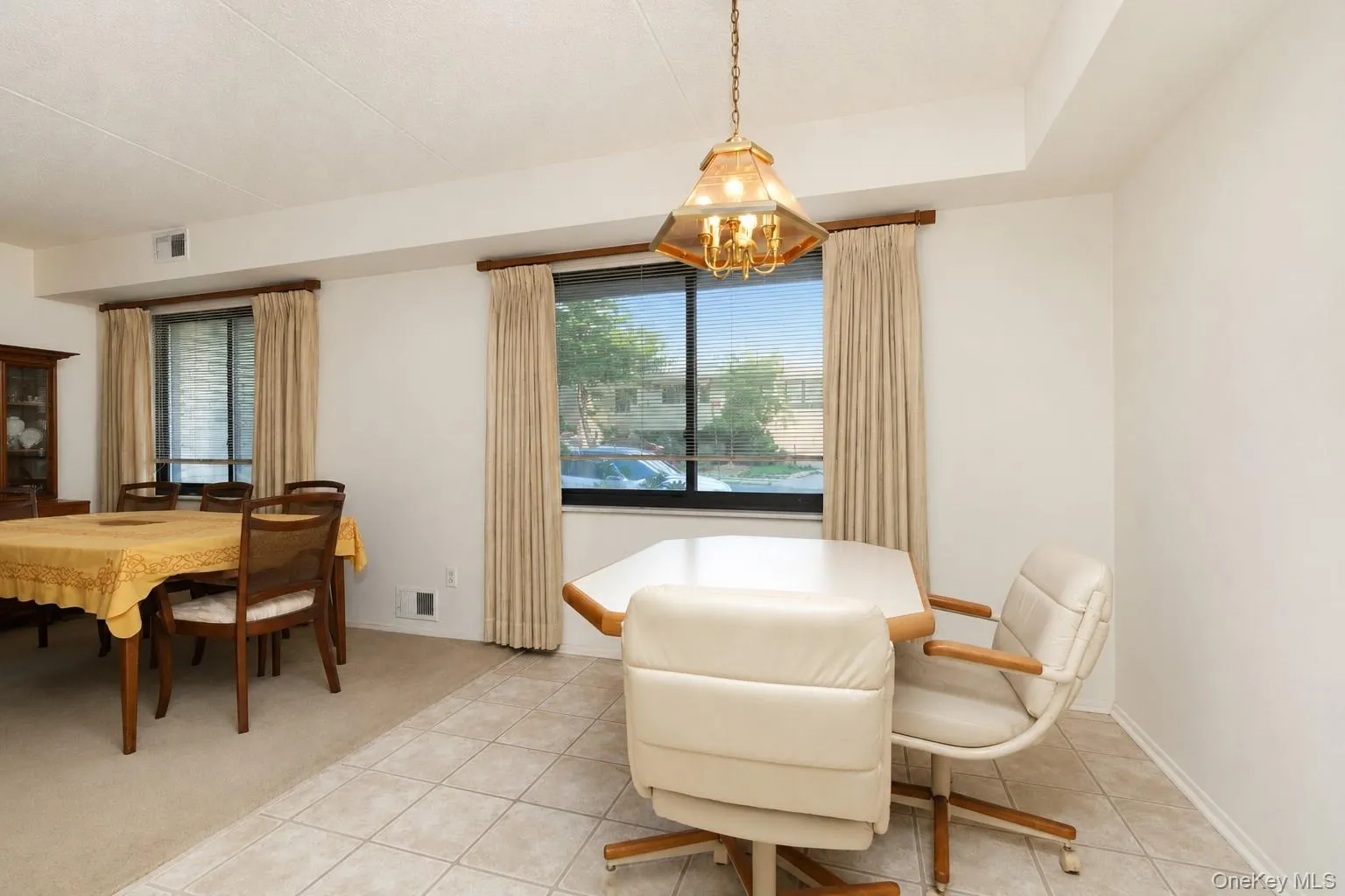 10 Windham Loop, New York, NY, 2 Bedrooms Bedrooms, 5 Rooms Rooms,1 BathroomBathrooms,Residential,For Rent,Windham,0,1032401 10 Windham Loop, New York, NY, 2 Bedrooms Bedrooms, 5 Rooms Rooms,1 BathroomBathrooms,Residential,For Rent,Windham,0,1032401