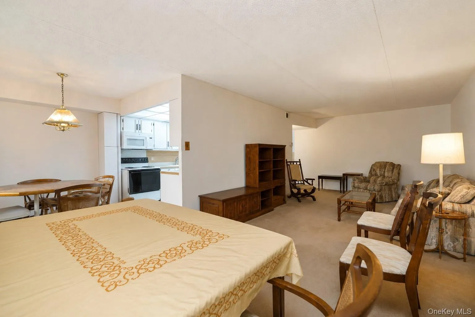 10 Windham Loop, New York, NY, 2 Bedrooms Bedrooms, 5 Rooms Rooms,1 BathroomBathrooms,Residential,For Rent,Windham,0,1032401 10 Windham Loop, New York, NY, 2 Bedrooms Bedrooms, 5 Rooms Rooms,1 BathroomBathrooms,Residential,For Rent,Windham,0,1032401