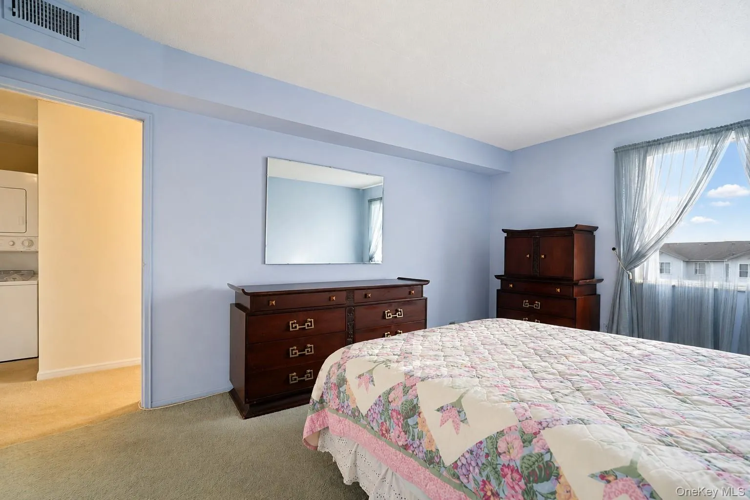 10 Windham Loop, New York, NY, 2 Bedrooms Bedrooms, 5 Rooms Rooms,1 BathroomBathrooms,Residential,For Rent,Windham,0,1032401 10 Windham Loop, New York, NY, 2 Bedrooms Bedrooms, 5 Rooms Rooms,1 BathroomBathrooms,Residential,For Rent,Windham,0,1032401