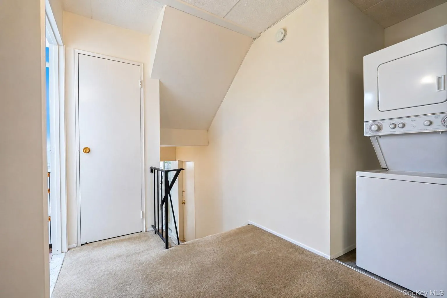 10 Windham Loop, New York, NY, 2 Bedrooms Bedrooms, 5 Rooms Rooms,1 BathroomBathrooms,Residential,For Rent,Windham,0,1032401 10 Windham Loop, New York, NY, 2 Bedrooms Bedrooms, 5 Rooms Rooms,1 BathroomBathrooms,Residential,For Rent,Windham,0,1032401