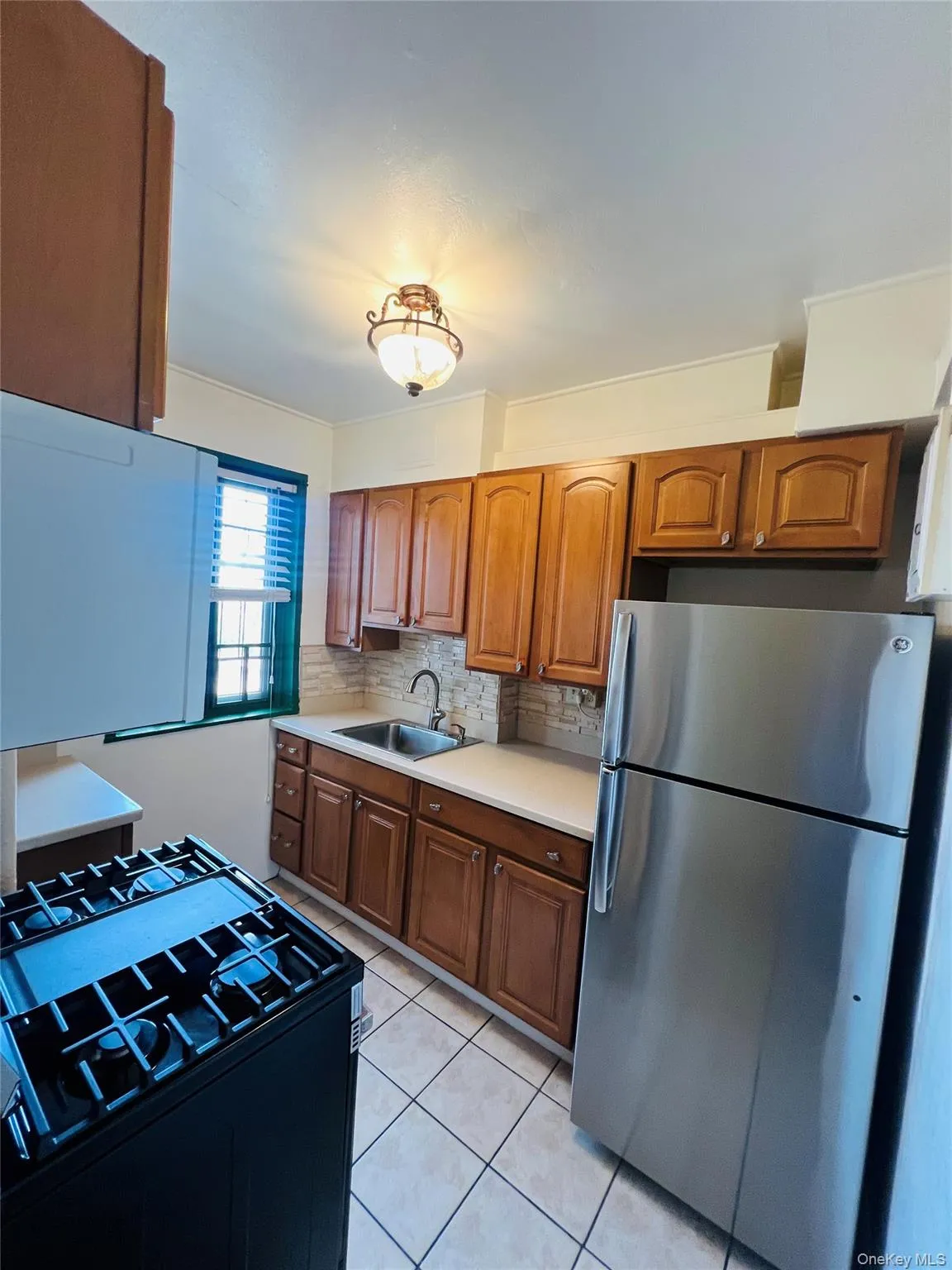 1595 Unionport Road, New York, NY, 2 Bedrooms Bedrooms, 4 Rooms Rooms,1 BathroomBathrooms,Residential,For Rent,Unionport,0,1032422 1595 Unionport Road, New York, NY, 2 Bedrooms Bedrooms, 4 Rooms Rooms,1 BathroomBathrooms,Residential,For Rent,Unionport,0,1032422