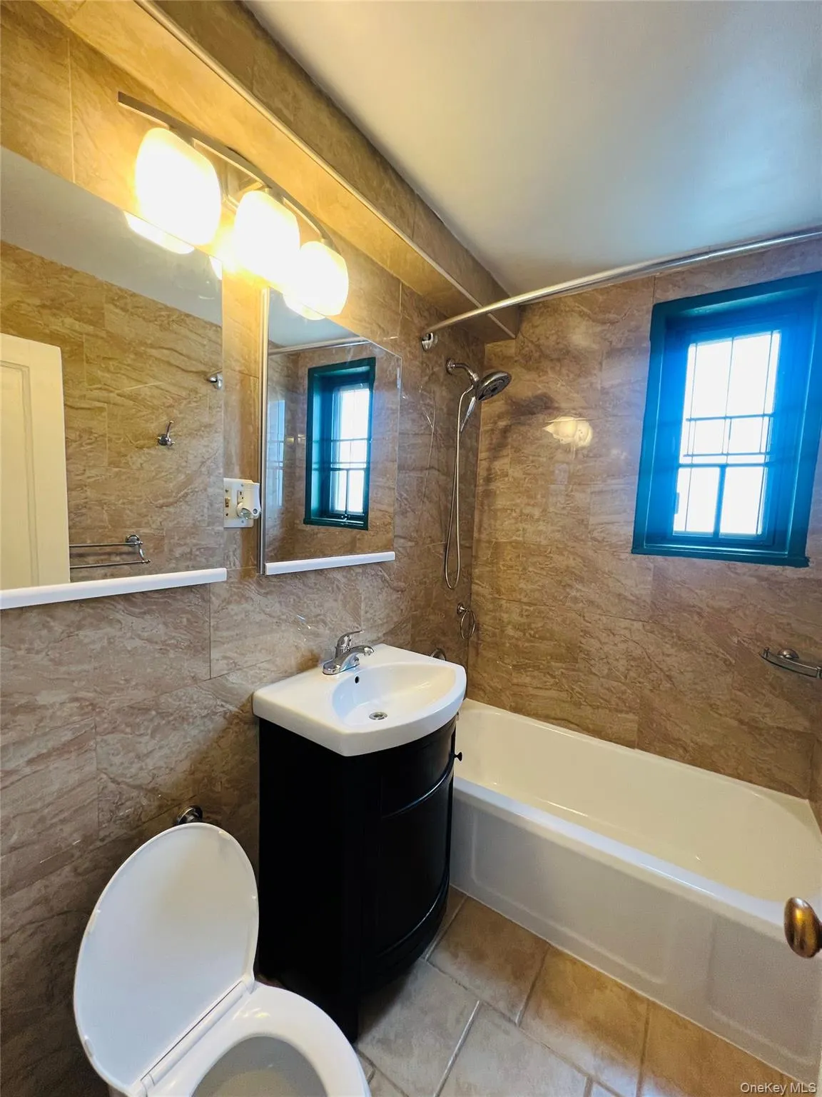 1595 Unionport Road, New York, NY, 2 Bedrooms Bedrooms, 4 Rooms Rooms,1 BathroomBathrooms,Residential,For Rent,Unionport,0,1032422 1595 Unionport Road, New York, NY, 2 Bedrooms Bedrooms, 4 Rooms Rooms,1 BathroomBathrooms,Residential,For Rent,Unionport,0,1032422