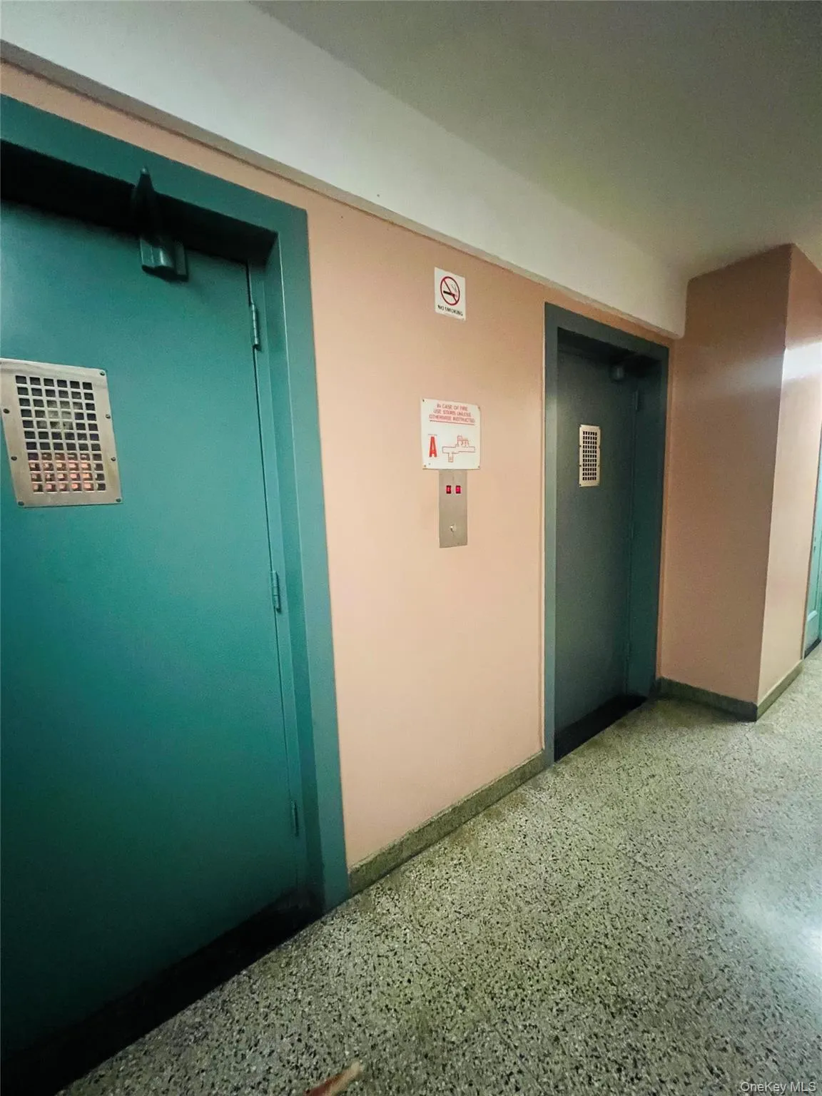 1595 Unionport Road, New York, NY, 2 Bedrooms Bedrooms, 4 Rooms Rooms,1 BathroomBathrooms,Residential,For Rent,Unionport,0,1032422 1595 Unionport Road, New York, NY, 2 Bedrooms Bedrooms, 4 Rooms Rooms,1 BathroomBathrooms,Residential,For Rent,Unionport,0,1032422
