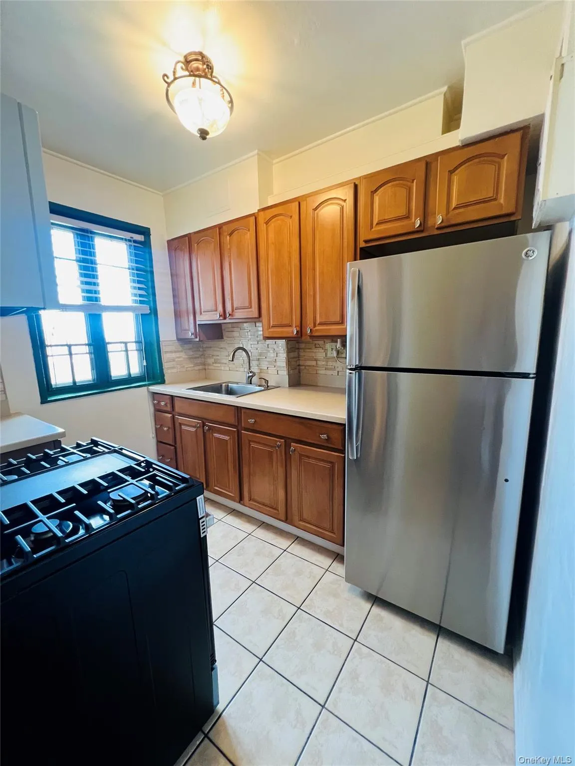 1595 Unionport Road, New York, NY, 2 Bedrooms Bedrooms, 4 Rooms Rooms,1 BathroomBathrooms,Residential,For Rent,Unionport,0,1032422 1595 Unionport Road, New York, NY, 2 Bedrooms Bedrooms, 4 Rooms Rooms,1 BathroomBathrooms,Residential,For Rent,Unionport,0,1032422
