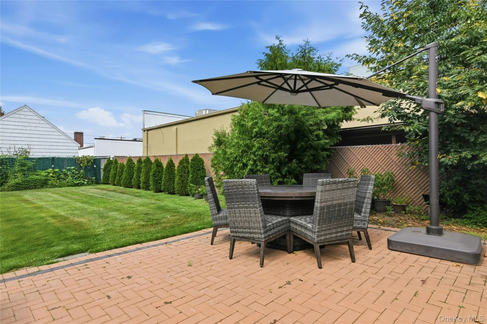 148 Canterbury Road, North Hempstead, NY, 2 Bedrooms Bedrooms, 5 Rooms Rooms,1 BathroomBathrooms,Residential,For Rent,Canterbury,0,1032426 148 Canterbury Road, North Hempstead, NY, 2 Bedrooms Bedrooms, 5 Rooms Rooms,1 BathroomBathrooms,Residential,For Rent,Canterbury,0,1032426