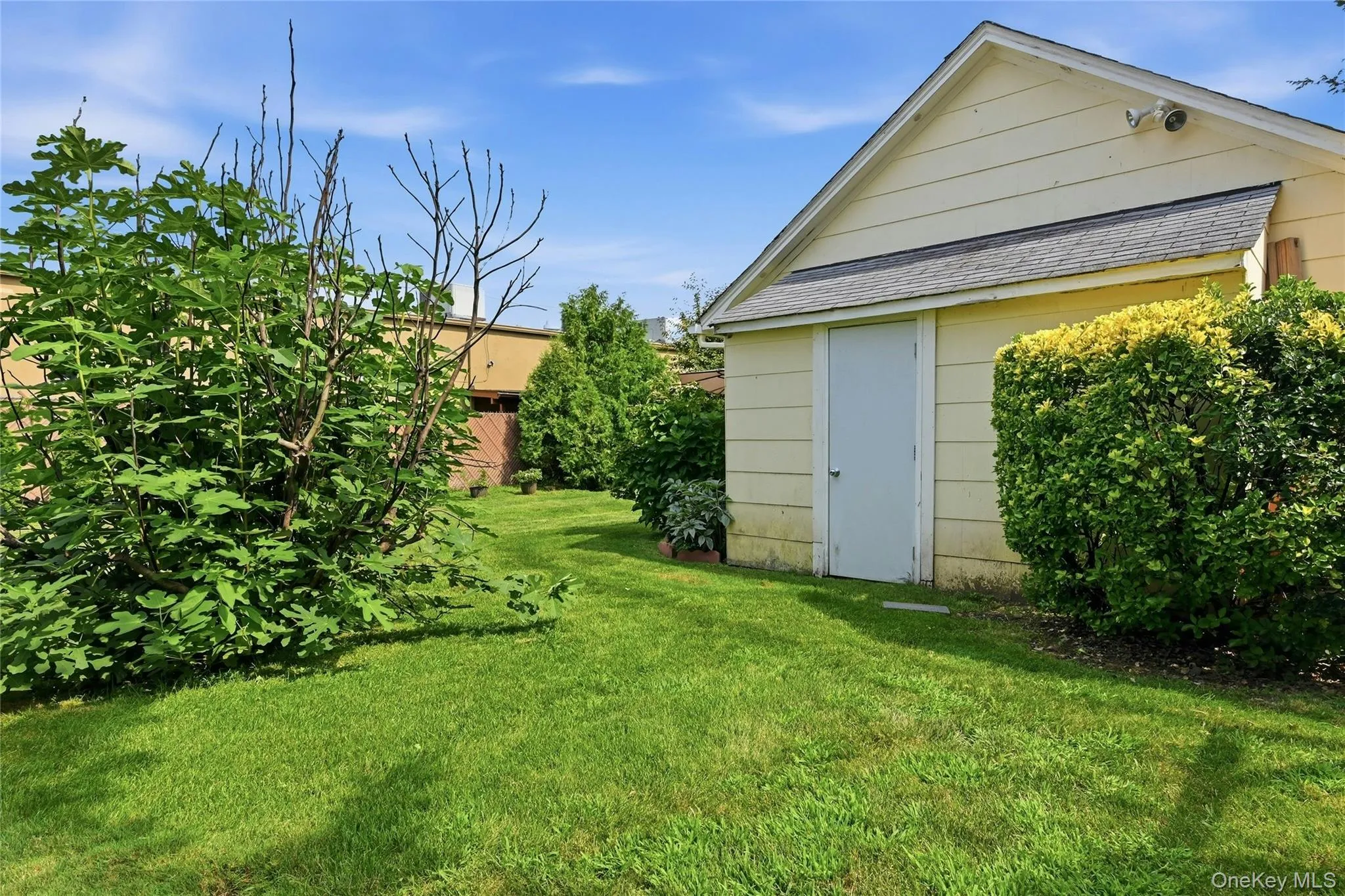 148 Canterbury Road, North Hempstead, NY, 2 Bedrooms Bedrooms, 5 Rooms Rooms,1 BathroomBathrooms,Residential,For Rent,Canterbury,0,1032426 148 Canterbury Road, North Hempstead, NY, 2 Bedrooms Bedrooms, 5 Rooms Rooms,1 BathroomBathrooms,Residential,For Rent,Canterbury,0,1032426