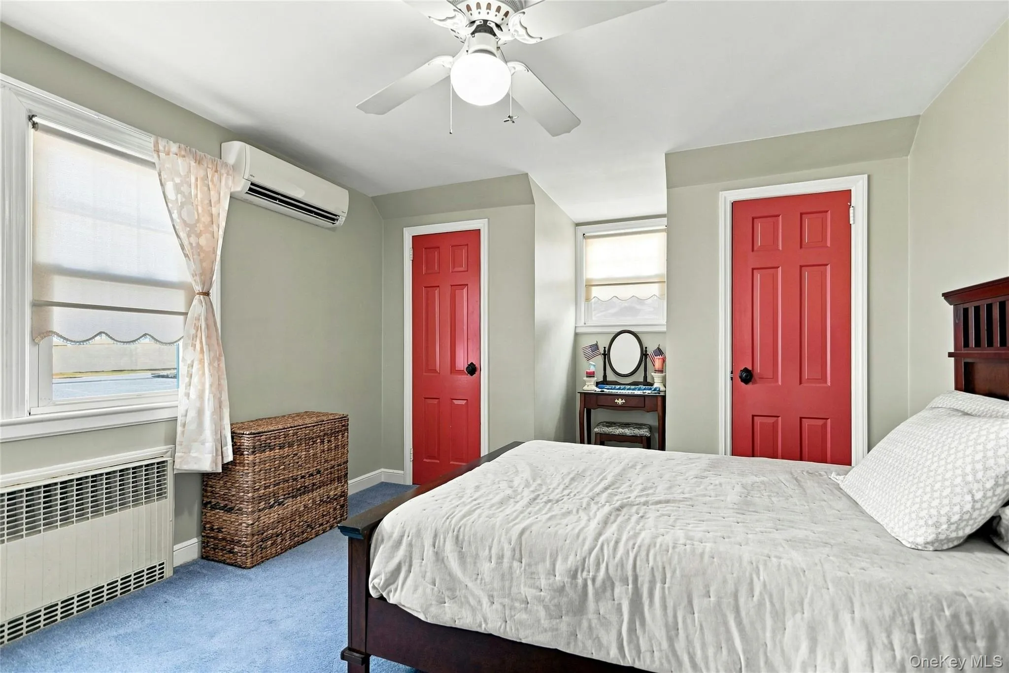 148 Canterbury Road, North Hempstead, NY, 2 Bedrooms Bedrooms, 5 Rooms Rooms,1 BathroomBathrooms,Residential,For Rent,Canterbury,0,1032426 148 Canterbury Road, North Hempstead, NY, 2 Bedrooms Bedrooms, 5 Rooms Rooms,1 BathroomBathrooms,Residential,For Rent,Canterbury,0,1032426