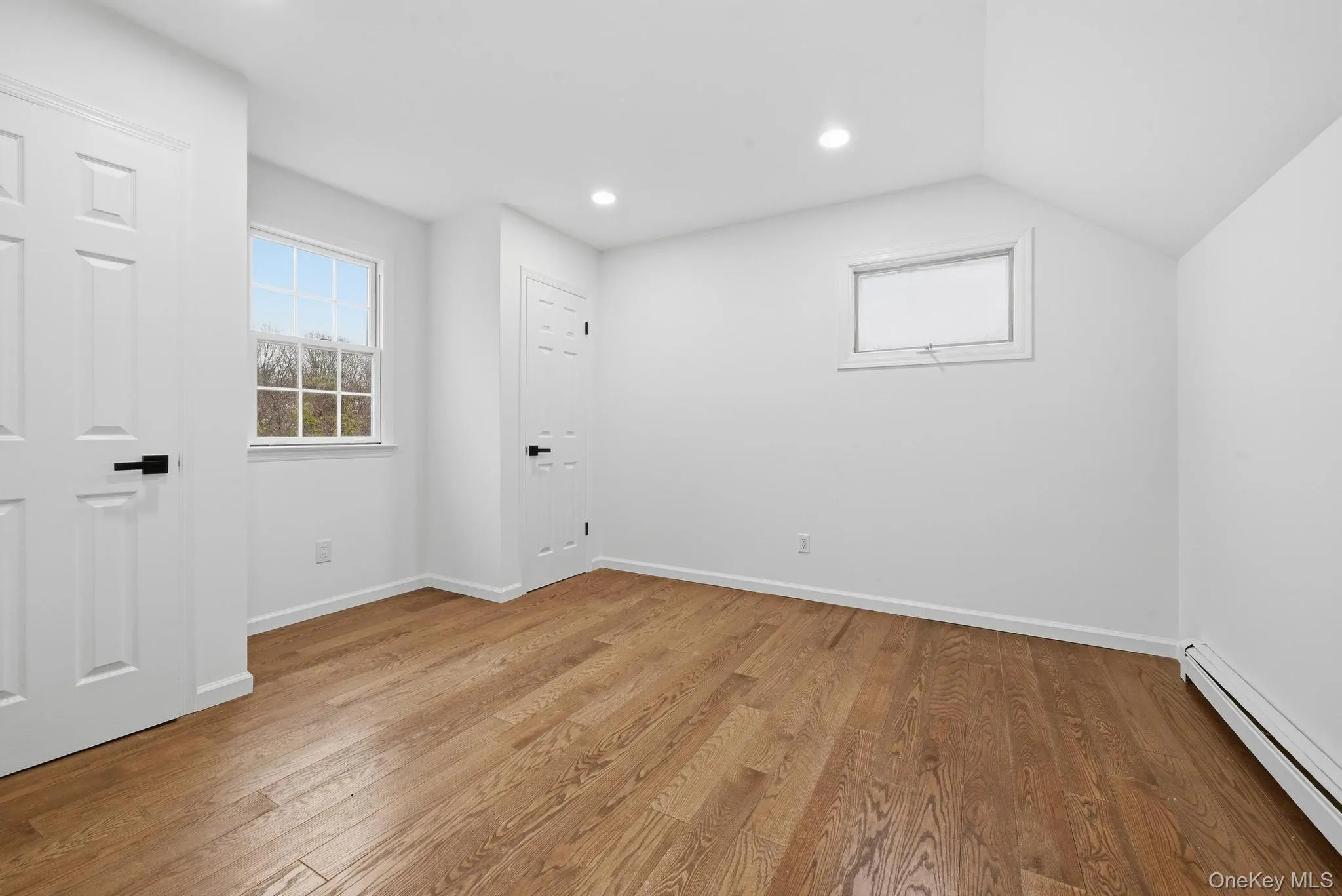 19 Sherwood Court, Brookhaven, NY, 4 Bedrooms Bedrooms, 12 Rooms Rooms,3 BathroomsBathrooms,Residential,For Rent,Sherwood,0,1032429 19 Sherwood Court, Brookhaven, NY, 4 Bedrooms Bedrooms, 12 Rooms Rooms,3 BathroomsBathrooms,Residential,For Rent,Sherwood,0,1032429