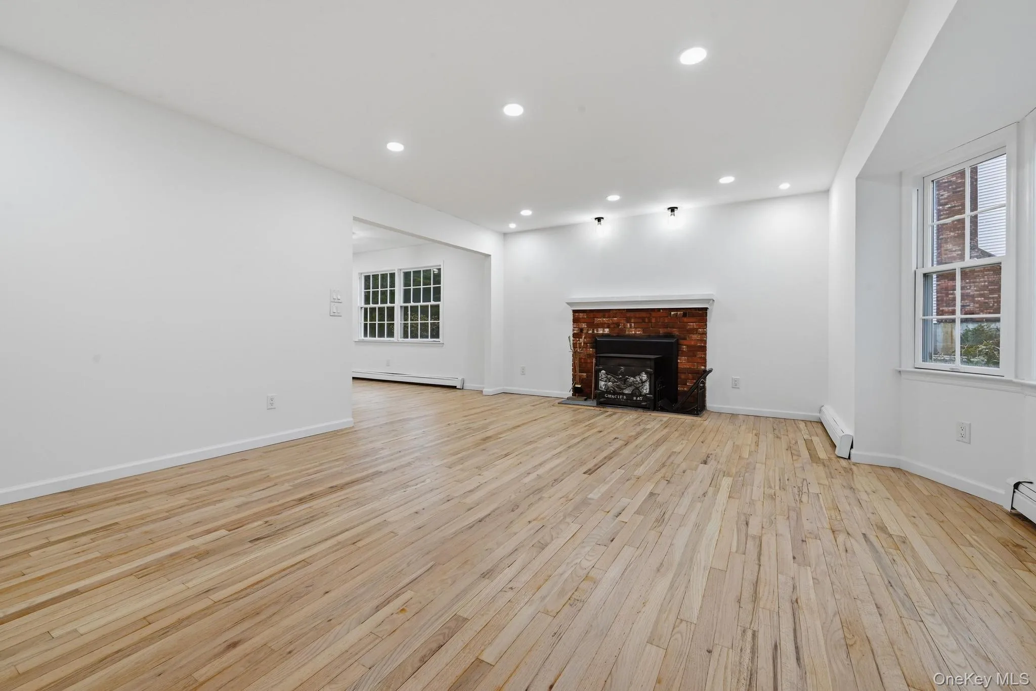 19 Sherwood Court, Brookhaven, NY, 4 Bedrooms Bedrooms, 12 Rooms Rooms,3 BathroomsBathrooms,Residential,For Rent,Sherwood,0,1032429 19 Sherwood Court, Brookhaven, NY, 4 Bedrooms Bedrooms, 12 Rooms Rooms,3 BathroomsBathrooms,Residential,For Rent,Sherwood,0,1032429