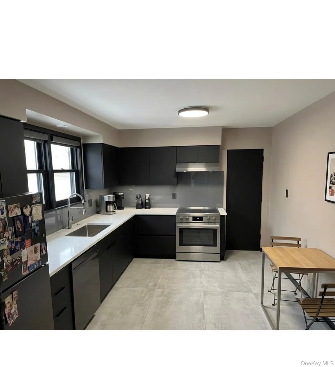 87-18 95th Avenue, New York, NY, 4 Bedrooms Bedrooms, 8 Rooms Rooms,1 BathroomBathrooms,Residential,For Rent,95th,0,1032434 87-18 95th Avenue, New York, NY, 4 Bedrooms Bedrooms, 8 Rooms Rooms,1 BathroomBathrooms,Residential,For Rent,95th,0,1032434