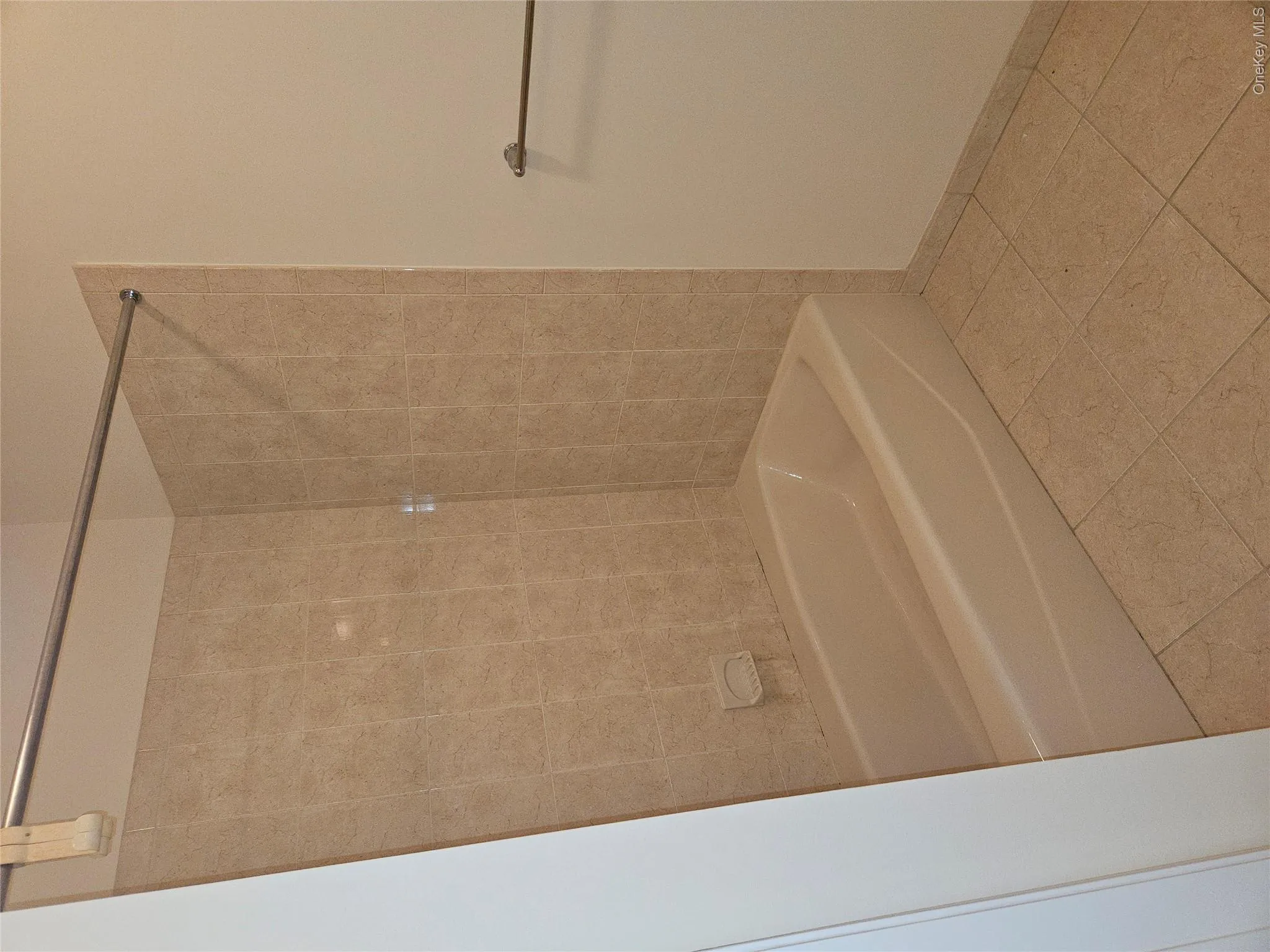 Second bathroom. Second bathroom.
