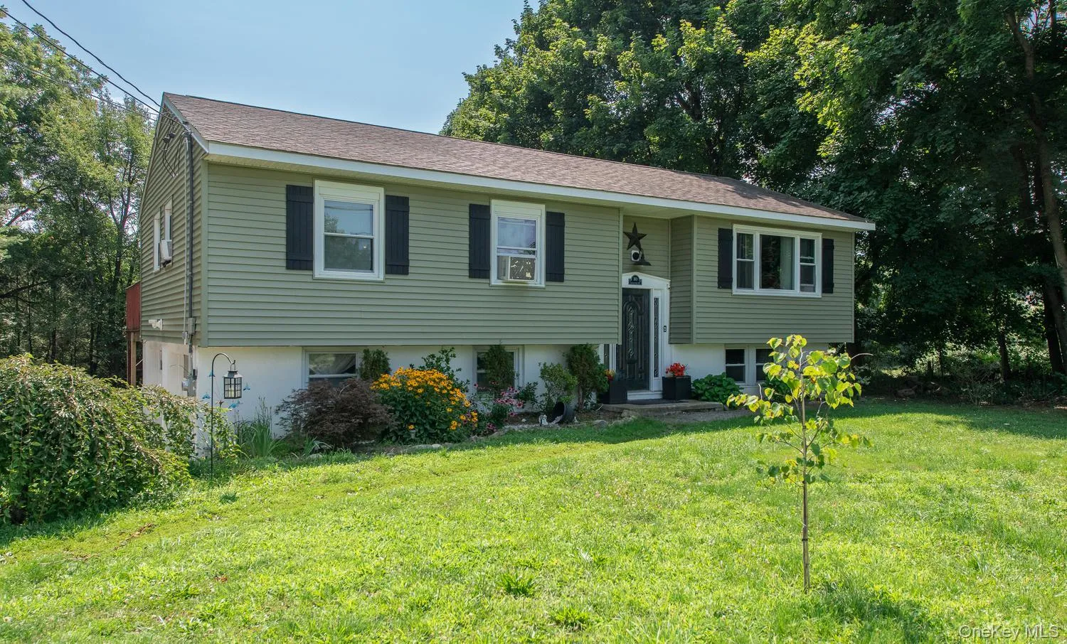 10 Lakeview Court, La Grange, NY, 3 Bedrooms Bedrooms, 8 Rooms Rooms,2 BathroomsBathrooms,Residential,For Rent,Lakeview,0,1032439 10 Lakeview Court, La Grange, NY, 3 Bedrooms Bedrooms, 8 Rooms Rooms,2 BathroomsBathrooms,Residential,For Rent,Lakeview,0,1032439