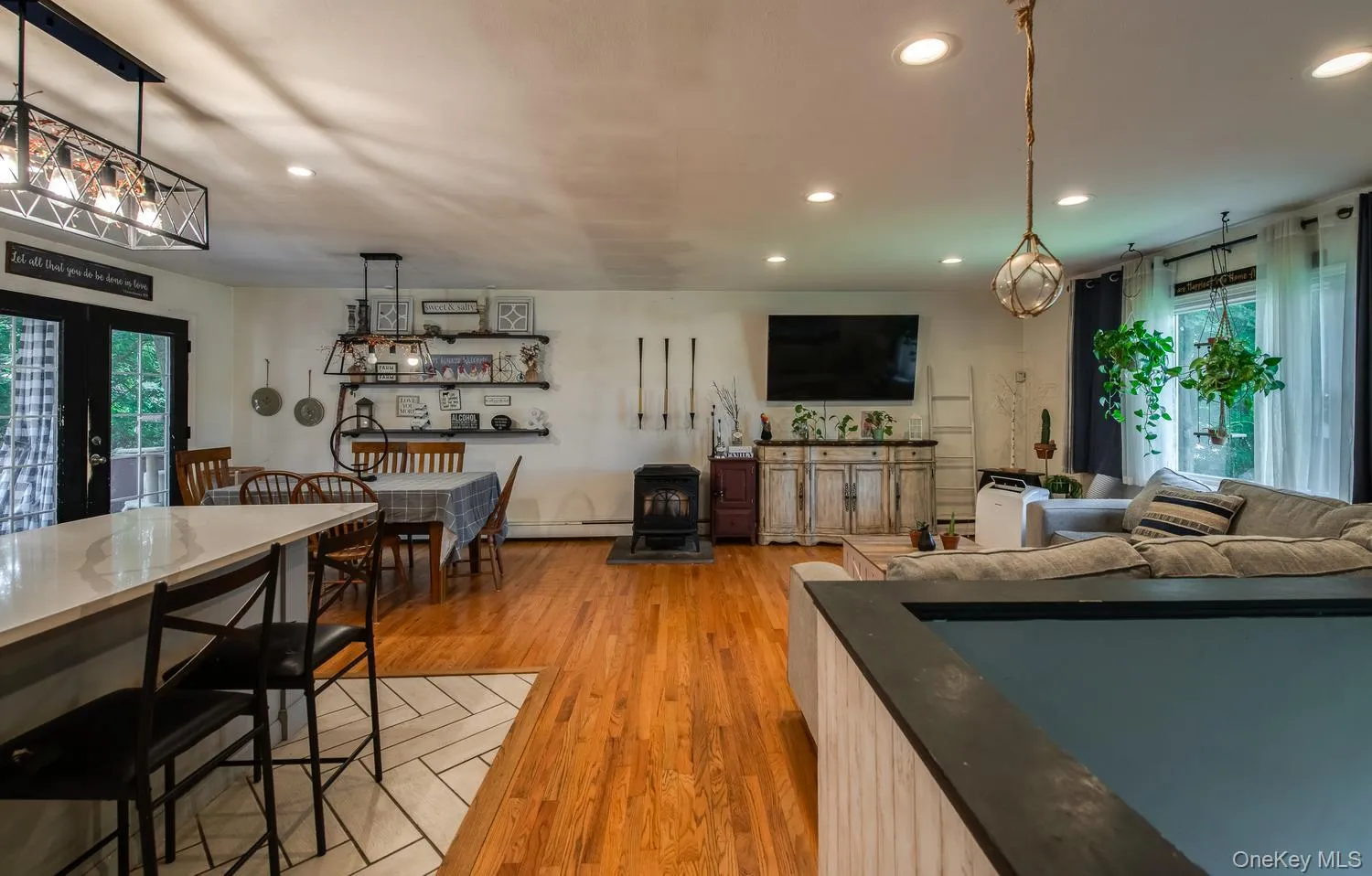 10 Lakeview Court, La Grange, NY, 3 Bedrooms Bedrooms, 8 Rooms Rooms,2 BathroomsBathrooms,Residential,For Rent,Lakeview,0,1032439 10 Lakeview Court, La Grange, NY, 3 Bedrooms Bedrooms, 8 Rooms Rooms,2 BathroomsBathrooms,Residential,For Rent,Lakeview,0,1032439