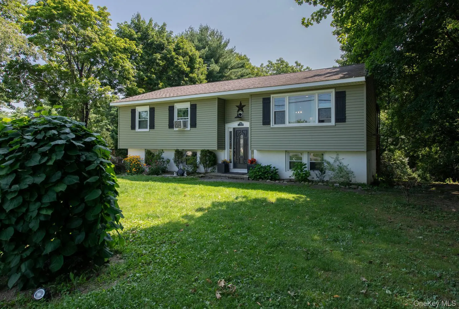 10 Lakeview Court, La Grange, NY, 3 Bedrooms Bedrooms, 8 Rooms Rooms,2 BathroomsBathrooms,Residential,For Rent,Lakeview,0,1032439 10 Lakeview Court, La Grange, NY, 3 Bedrooms Bedrooms, 8 Rooms Rooms,2 BathroomsBathrooms,Residential,For Rent,Lakeview,0,1032439