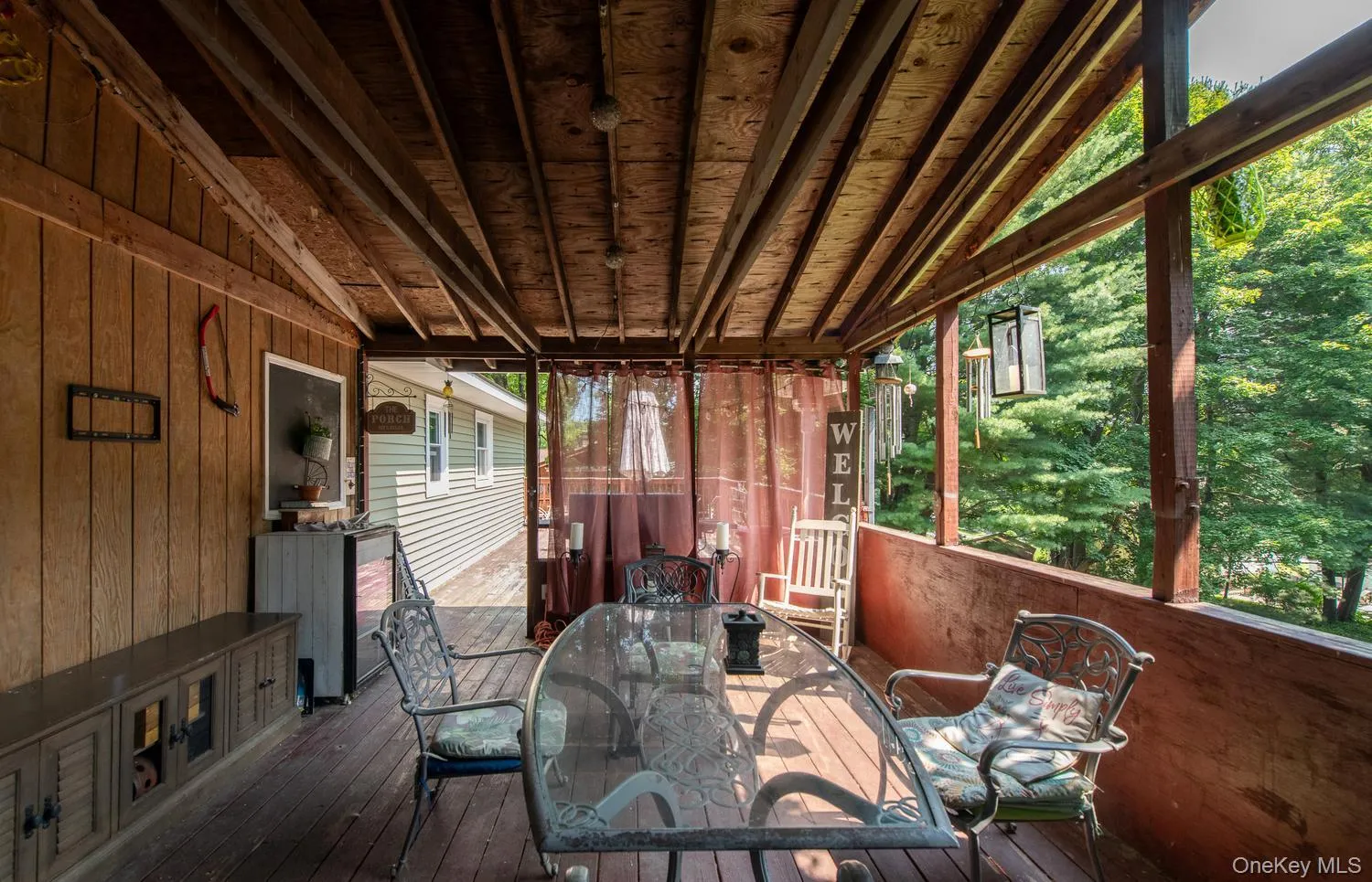 10 Lakeview Court, La Grange, NY, 3 Bedrooms Bedrooms, 8 Rooms Rooms,2 BathroomsBathrooms,Residential,For Rent,Lakeview,0,1032439 10 Lakeview Court, La Grange, NY, 3 Bedrooms Bedrooms, 8 Rooms Rooms,2 BathroomsBathrooms,Residential,For Rent,Lakeview,0,1032439