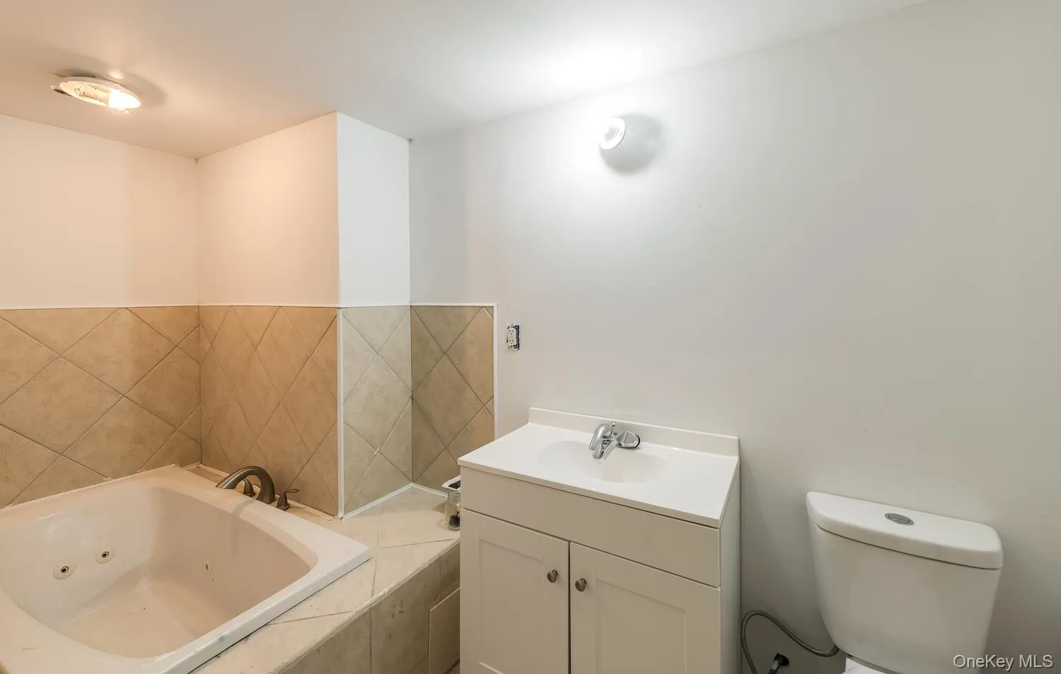 10 Lakeview Court, La Grange, NY, 3 Bedrooms Bedrooms, 8 Rooms Rooms,2 BathroomsBathrooms,Residential,For Rent,Lakeview,0,1032439 10 Lakeview Court, La Grange, NY, 3 Bedrooms Bedrooms, 8 Rooms Rooms,2 BathroomsBathrooms,Residential,For Rent,Lakeview,0,1032439