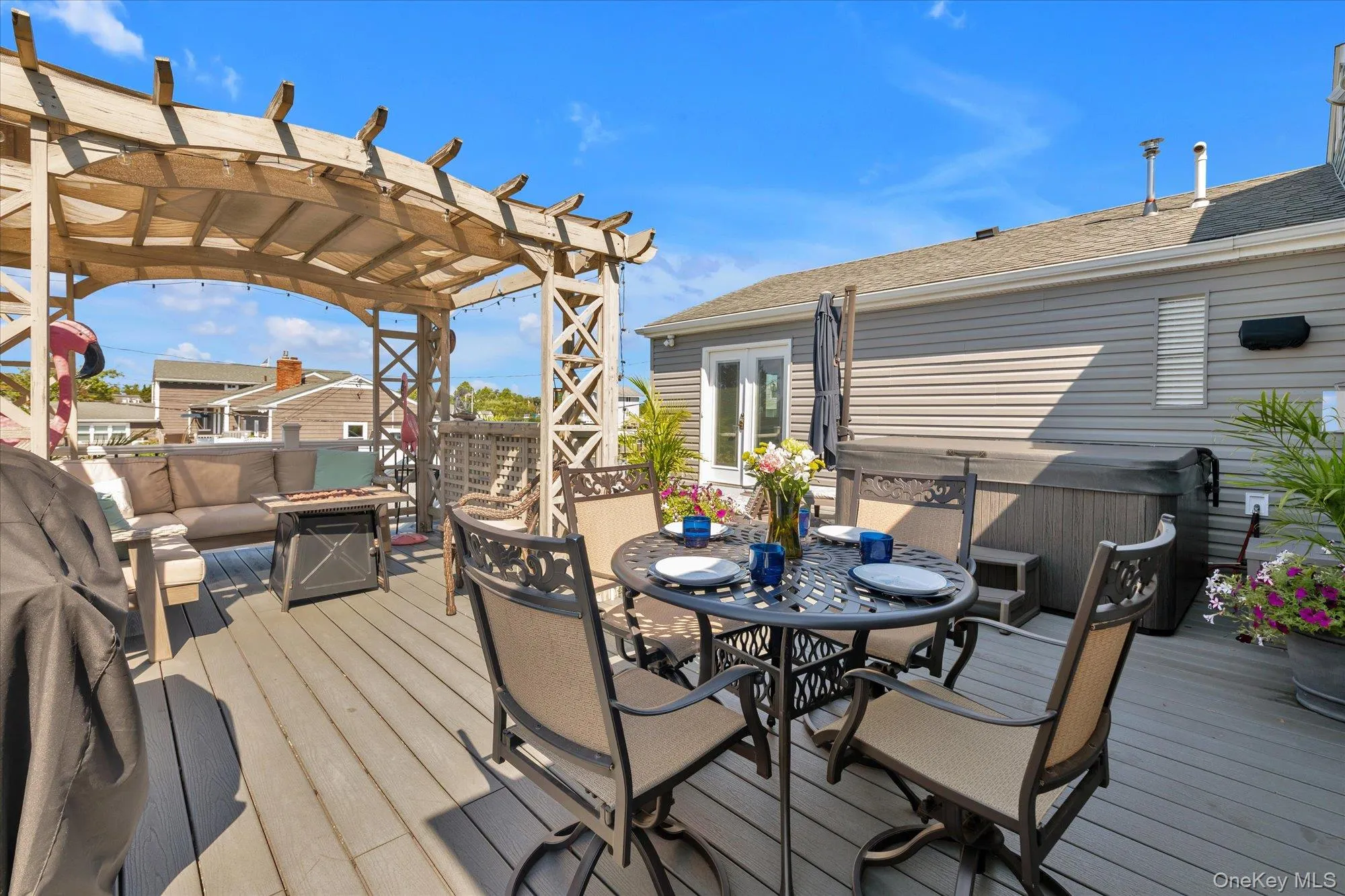 6 Montgomery Lane, Islip, NY, 3 Bedrooms Bedrooms, 7 Rooms Rooms,3 BathroomsBathrooms,Residential,For Rent,Montgomery,0,1032442 6 Montgomery Lane, Islip, NY, 3 Bedrooms Bedrooms, 7 Rooms Rooms,3 BathroomsBathrooms,Residential,For Rent,Montgomery,0,1032442