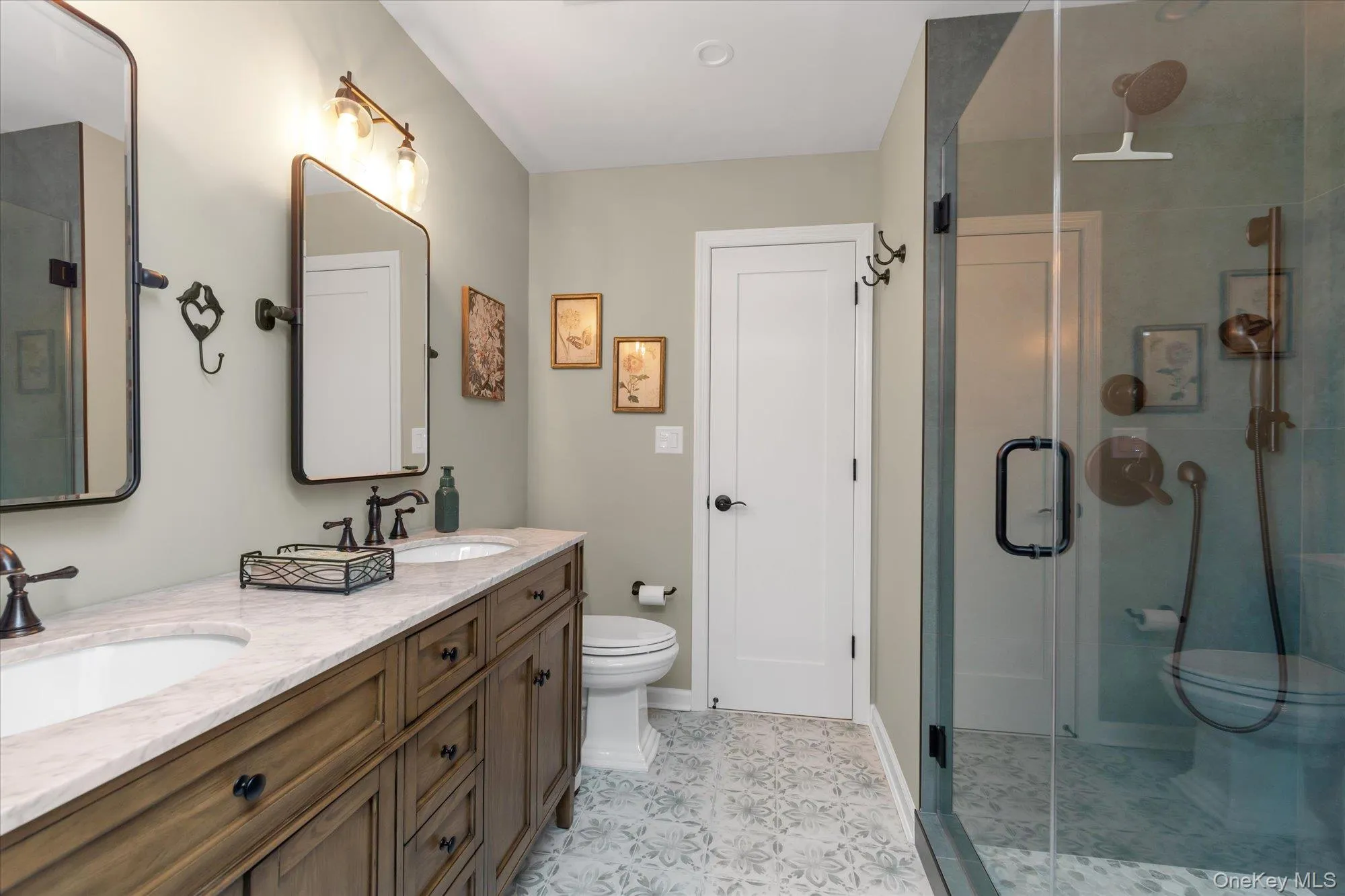 6 Montgomery Lane, Islip, NY, 3 Bedrooms Bedrooms, 7 Rooms Rooms,3 BathroomsBathrooms,Residential,For Rent,Montgomery,0,1032442 6 Montgomery Lane, Islip, NY, 3 Bedrooms Bedrooms, 7 Rooms Rooms,3 BathroomsBathrooms,Residential,For Rent,Montgomery,0,1032442