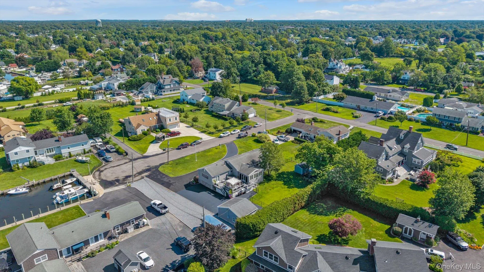 6 Montgomery Lane, Islip, NY, 3 Bedrooms Bedrooms, 7 Rooms Rooms,3 BathroomsBathrooms,Residential,For Rent,Montgomery,0,1032442 6 Montgomery Lane, Islip, NY, 3 Bedrooms Bedrooms, 7 Rooms Rooms,3 BathroomsBathrooms,Residential,For Rent,Montgomery,0,1032442