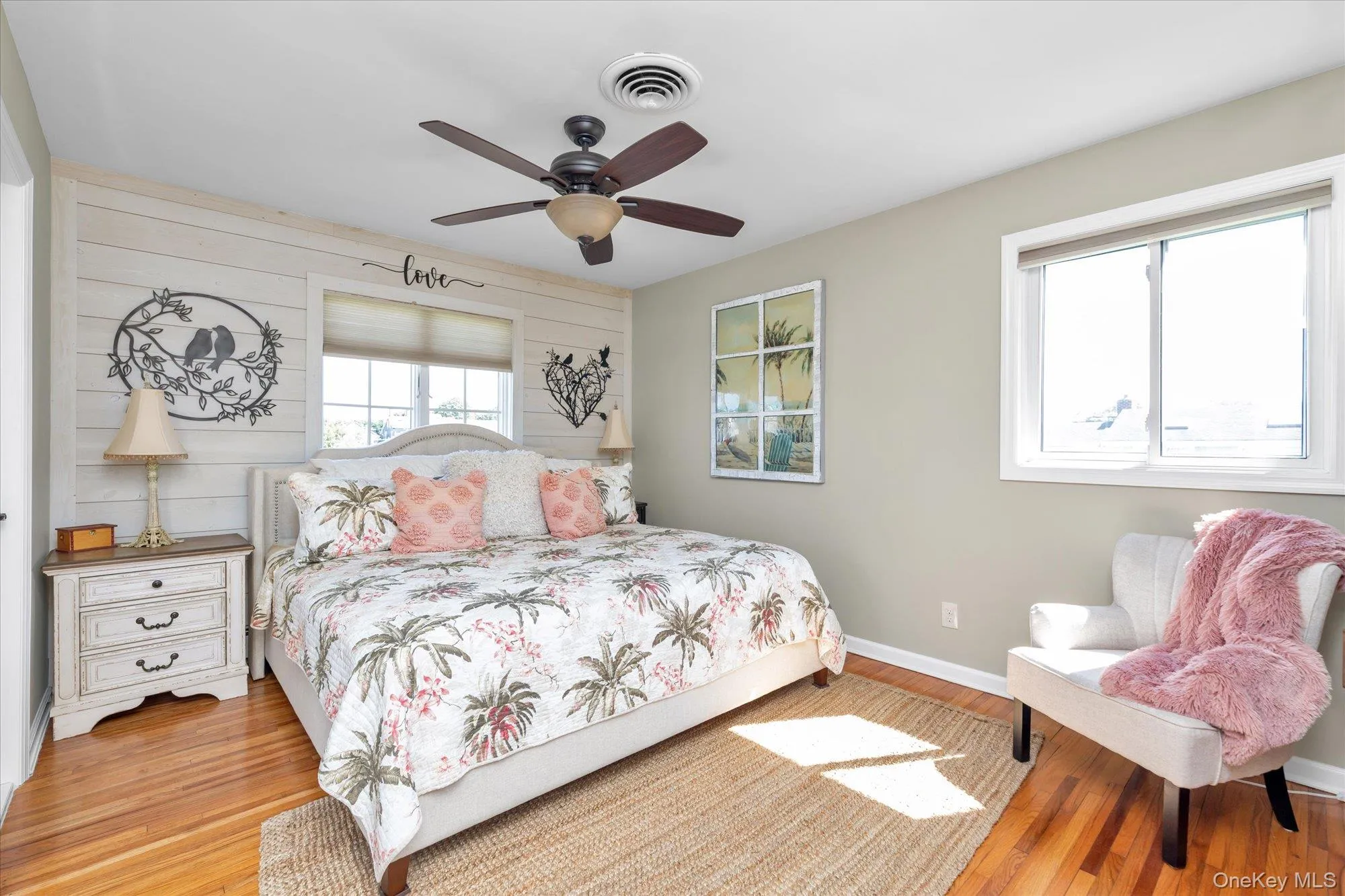 6 Montgomery Lane, Islip, NY, 3 Bedrooms Bedrooms, 7 Rooms Rooms,3 BathroomsBathrooms,Residential,For Rent,Montgomery,0,1032442 6 Montgomery Lane, Islip, NY, 3 Bedrooms Bedrooms, 7 Rooms Rooms,3 BathroomsBathrooms,Residential,For Rent,Montgomery,0,1032442