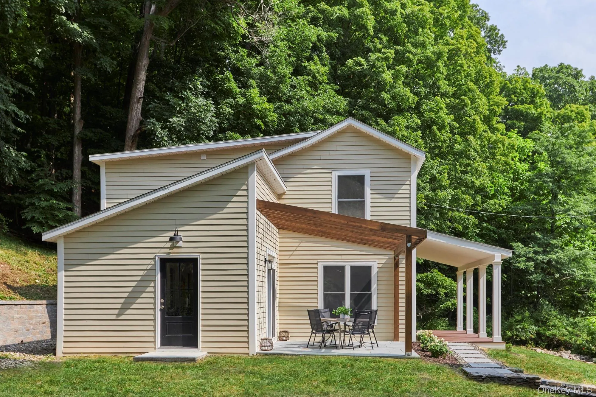 621 Milan Hollow Road, Rhinebeck, NY, 3 Bedrooms Bedrooms, 9 Rooms Rooms,1 BathroomBathrooms,Residential,For Rent,Milan Hollow,0,1032450 621 Milan Hollow Road, Rhinebeck, NY, 3 Bedrooms Bedrooms, 9 Rooms Rooms,1 BathroomBathrooms,Residential,For Rent,Milan Hollow,0,1032450
