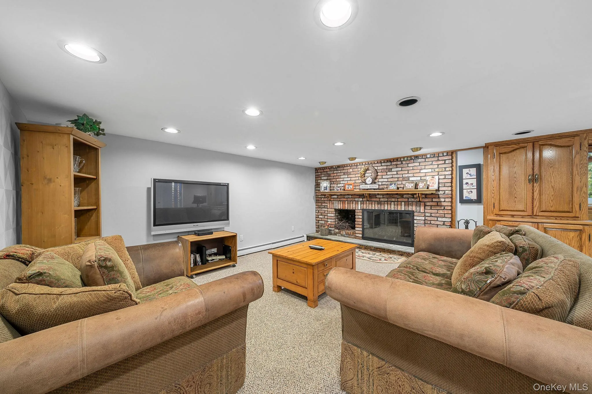 1 Cortland Avenue, Oyster Bay, NY, 4 Bedrooms Bedrooms, 8 Rooms Rooms,3 BathroomsBathrooms,Residential,For Rent,Cortland,0,1032453 1 Cortland Avenue, Oyster Bay, NY, 4 Bedrooms Bedrooms, 8 Rooms Rooms,3 BathroomsBathrooms,Residential,For Rent,Cortland,0,1032453