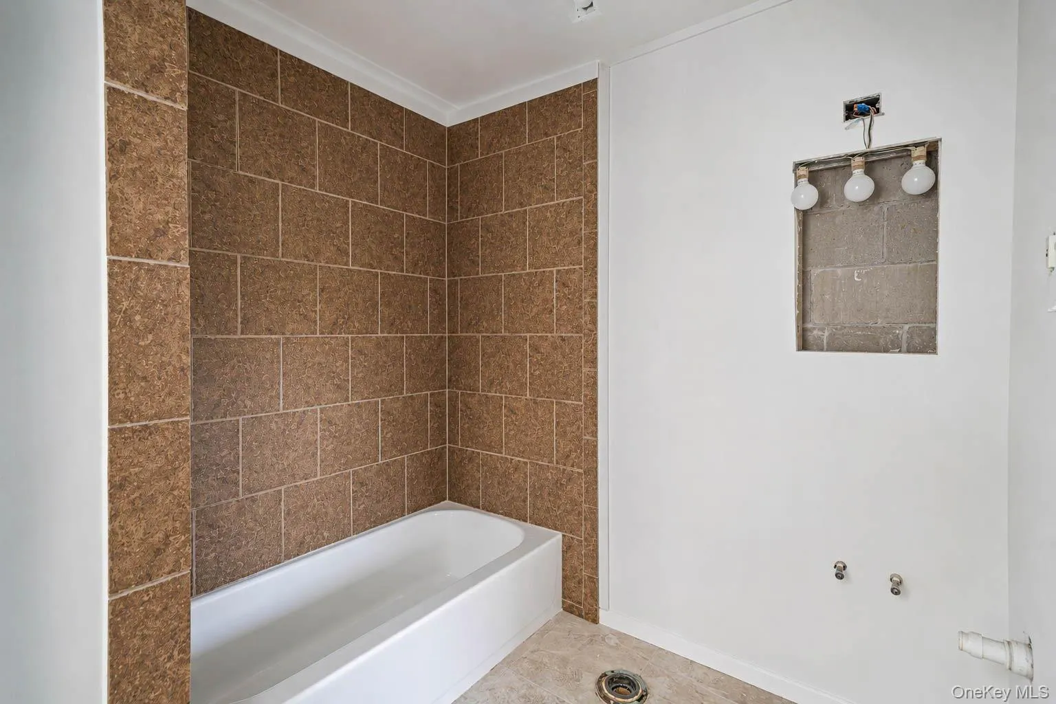 5 Hampton Court, Brookhaven, NY, 2 Bedrooms Bedrooms, 6 Rooms Rooms,1 BathroomBathrooms,Residential,For Rent,Hampton,0,1032461 5 Hampton Court, Brookhaven, NY, 2 Bedrooms Bedrooms, 6 Rooms Rooms,1 BathroomBathrooms,Residential,For Rent,Hampton,0,1032461