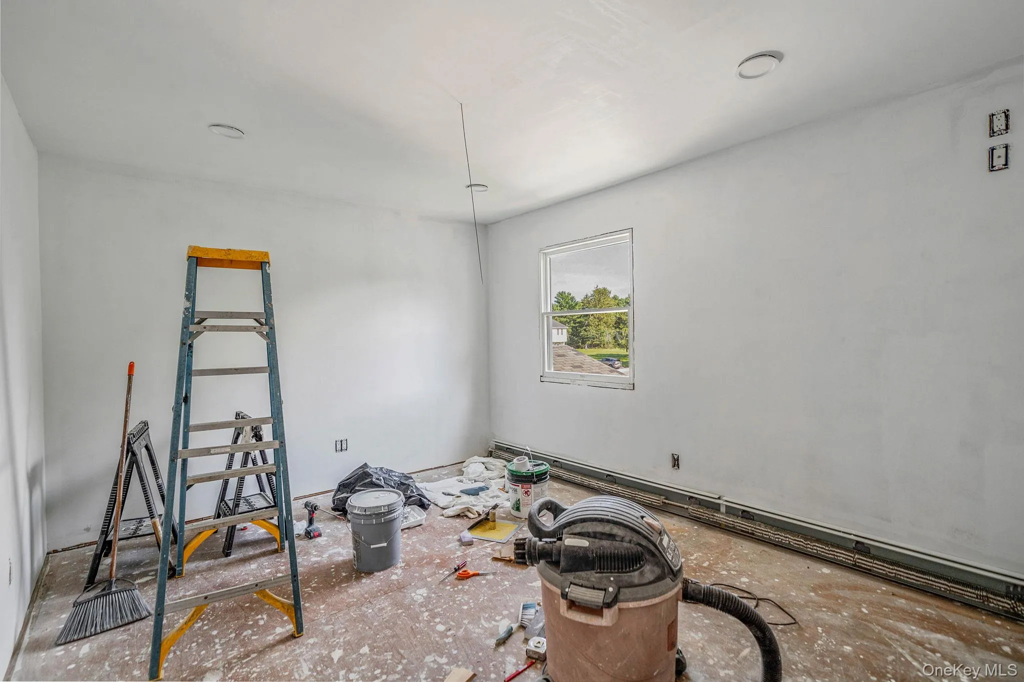 5 Hampton Court, Brookhaven, NY, 2 Bedrooms Bedrooms, 6 Rooms Rooms,1 BathroomBathrooms,Residential,For Rent,Hampton,0,1032461 5 Hampton Court, Brookhaven, NY, 2 Bedrooms Bedrooms, 6 Rooms Rooms,1 BathroomBathrooms,Residential,For Rent,Hampton,0,1032461