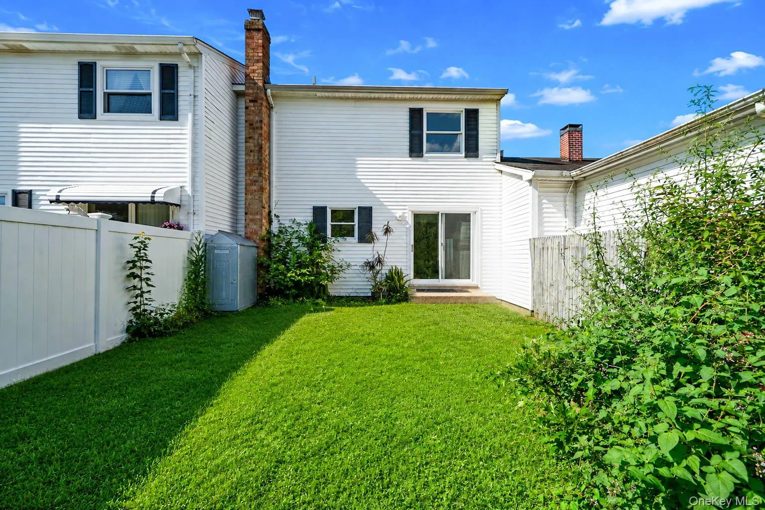 5 Hampton Court, Brookhaven, NY, 2 Bedrooms Bedrooms, 6 Rooms Rooms,1 BathroomBathrooms,Residential,For Rent,Hampton,0,1032461 5 Hampton Court, Brookhaven, NY, 2 Bedrooms Bedrooms, 6 Rooms Rooms,1 BathroomBathrooms,Residential,For Rent,Hampton,0,1032461