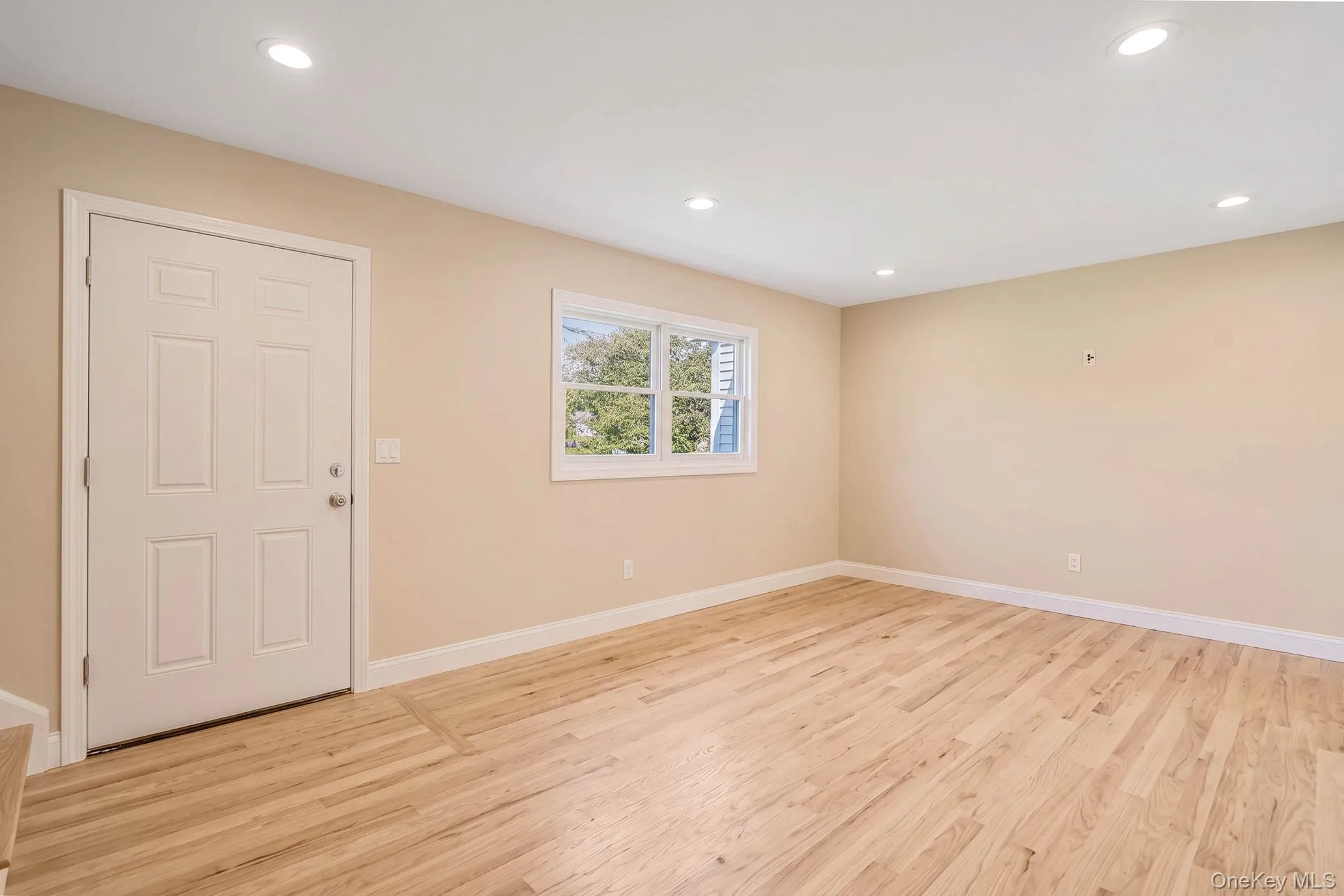 5 Hampton Court, Brookhaven, NY, 2 Bedrooms Bedrooms, 6 Rooms Rooms,1 BathroomBathrooms,Residential,For Rent,Hampton,0,1032461 5 Hampton Court, Brookhaven, NY, 2 Bedrooms Bedrooms, 6 Rooms Rooms,1 BathroomBathrooms,Residential,For Rent,Hampton,0,1032461