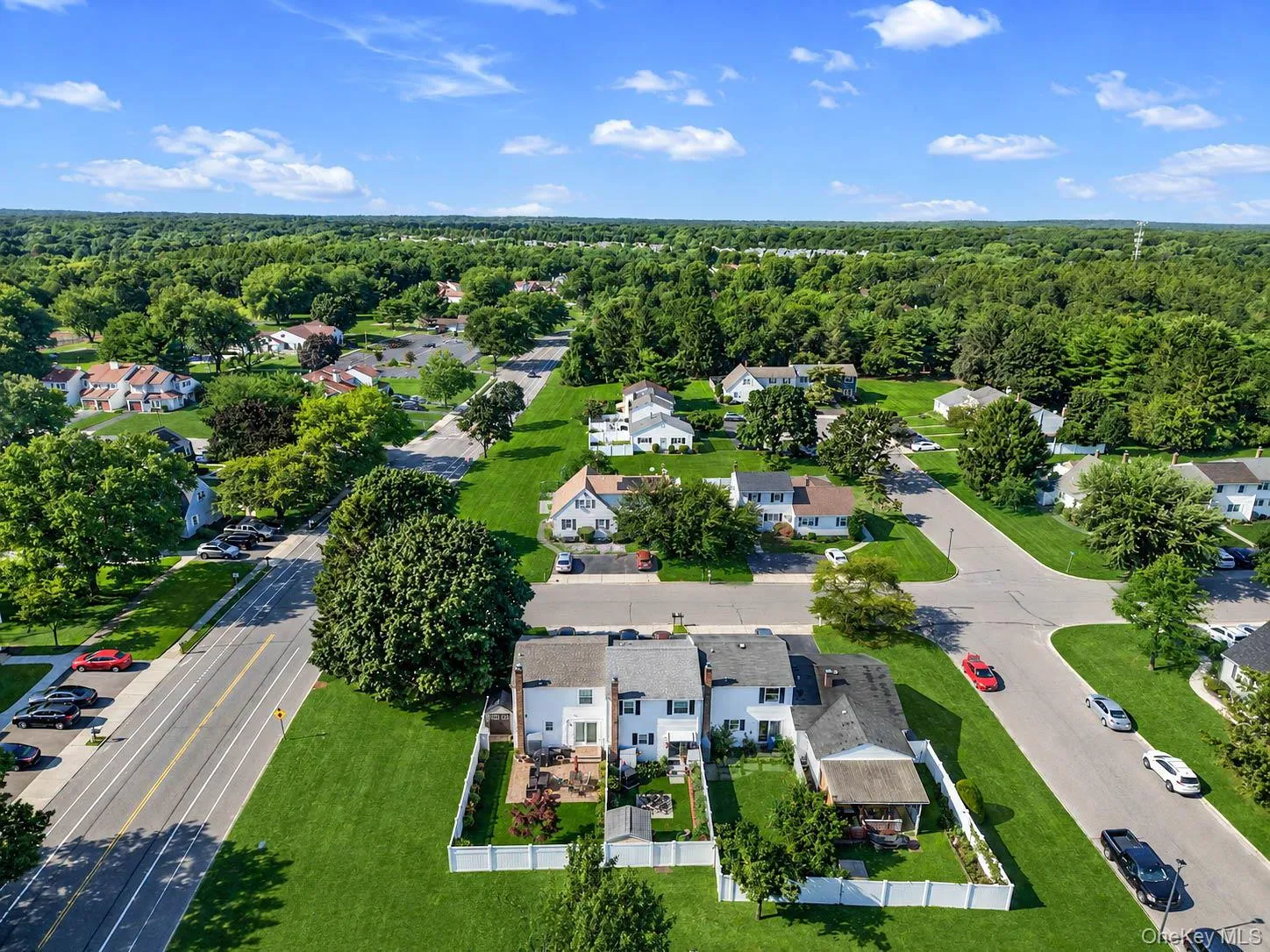 5 Hampton Court, Brookhaven, NY, 2 Bedrooms Bedrooms, 6 Rooms Rooms,1 BathroomBathrooms,Residential,For Rent,Hampton,0,1032461 5 Hampton Court, Brookhaven, NY, 2 Bedrooms Bedrooms, 6 Rooms Rooms,1 BathroomBathrooms,Residential,For Rent,Hampton,0,1032461