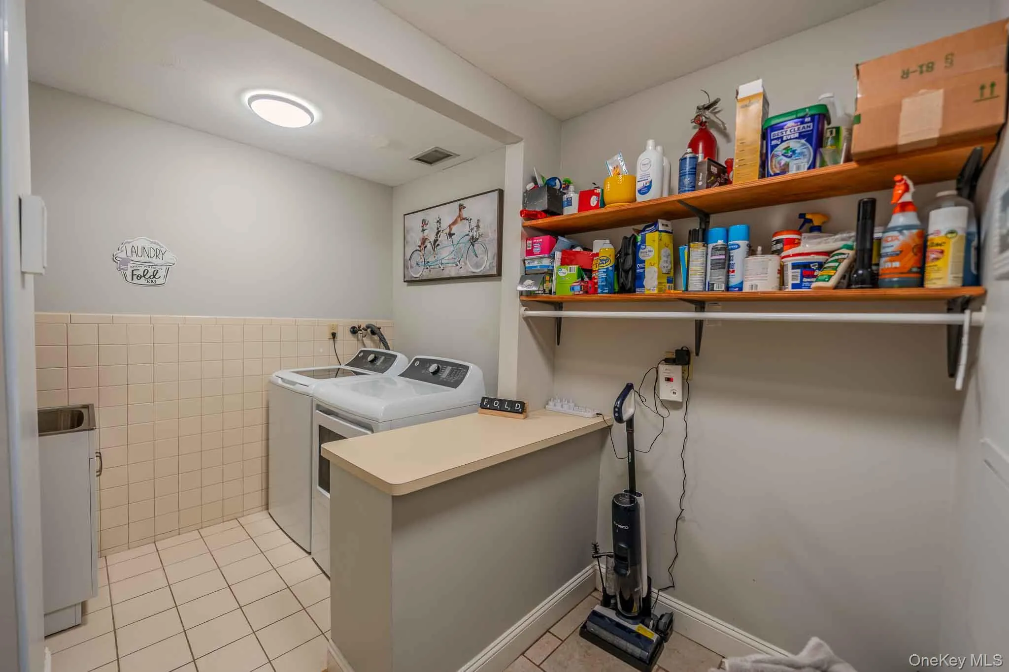 35 Timberline Circle, Brookhaven, NY, 3 Bedrooms Bedrooms, 7 Rooms Rooms,2 BathroomsBathrooms,Residential,For Rent,Timberline,0,1032464 35 Timberline Circle, Brookhaven, NY, 3 Bedrooms Bedrooms, 7 Rooms Rooms,2 BathroomsBathrooms,Residential,For Rent,Timberline,0,1032464