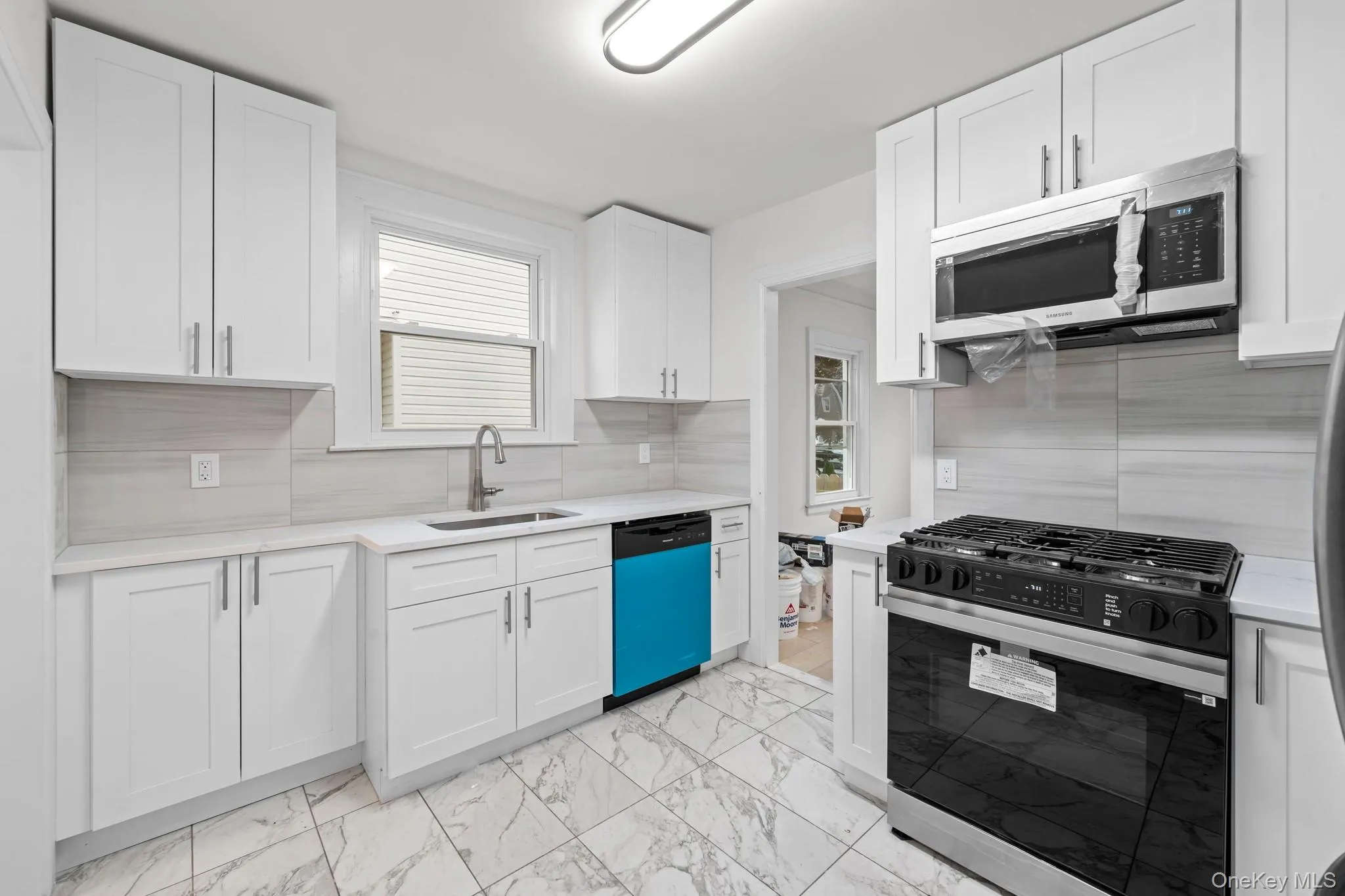 2 Fordham Place, Hempstead, NY, 3 Bedrooms Bedrooms, 12 Rooms Rooms,1 BathroomBathrooms,Residential,For Rent,Fordham,0,1032465 2 Fordham Place, Hempstead, NY, 3 Bedrooms Bedrooms, 12 Rooms Rooms,1 BathroomBathrooms,Residential,For Rent,Fordham,0,1032465