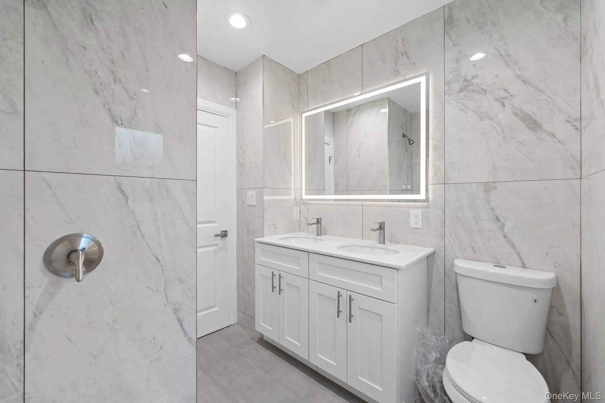 2 Fordham Place, Hempstead, NY, 3 Bedrooms Bedrooms, 12 Rooms Rooms,1 BathroomBathrooms,Residential,For Rent,Fordham,0,1032465 2 Fordham Place, Hempstead, NY, 3 Bedrooms Bedrooms, 12 Rooms Rooms,1 BathroomBathrooms,Residential,For Rent,Fordham,0,1032465