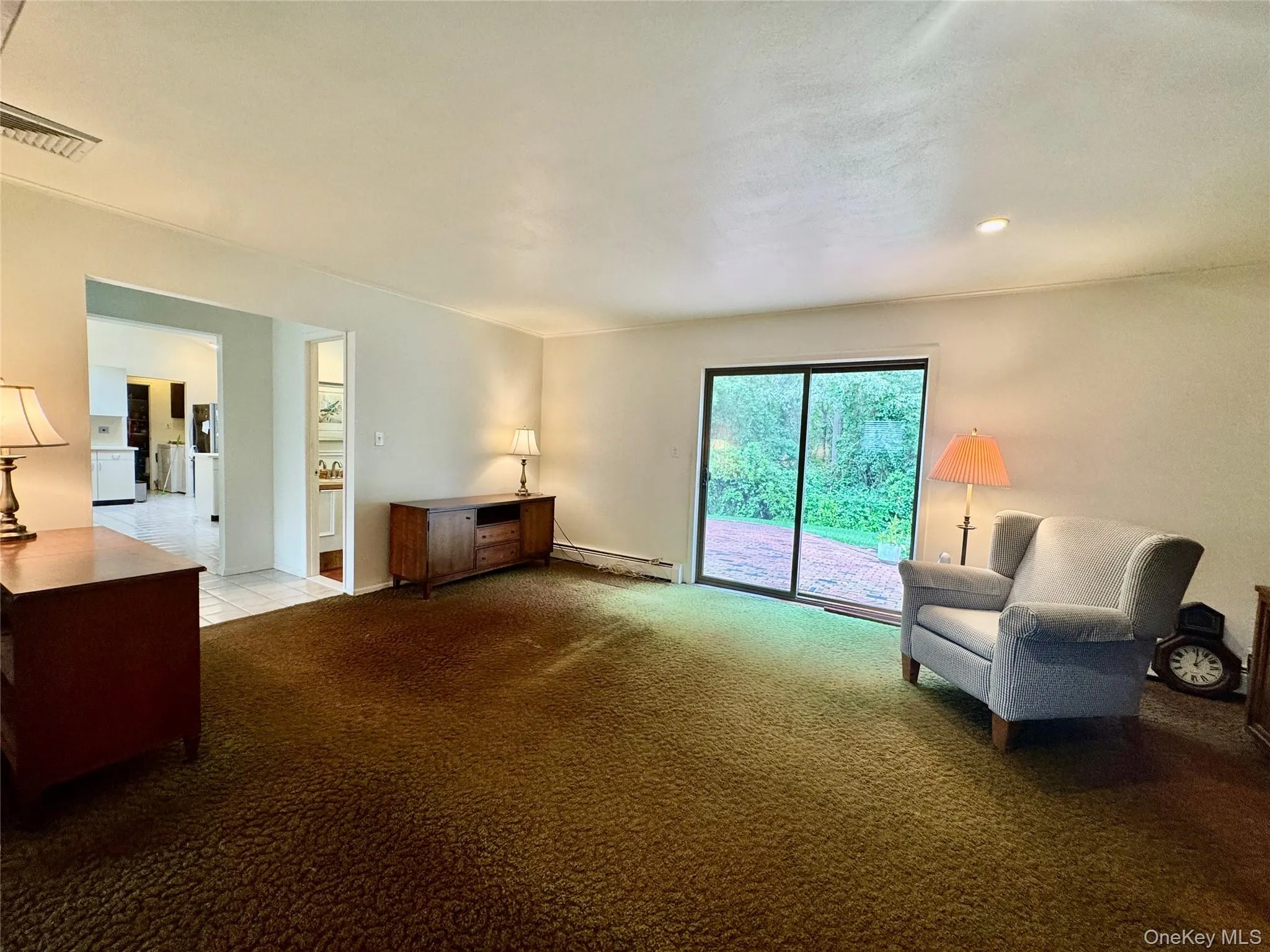 15 Stonehurst Lane, Huntington, NY, 3 Bedrooms Bedrooms, 6 Rooms Rooms,2 BathroomsBathrooms,Residential,For Rent,Stonehurst,0,1032468 15 Stonehurst Lane, Huntington, NY, 3 Bedrooms Bedrooms, 6 Rooms Rooms,2 BathroomsBathrooms,Residential,For Rent,Stonehurst,0,1032468