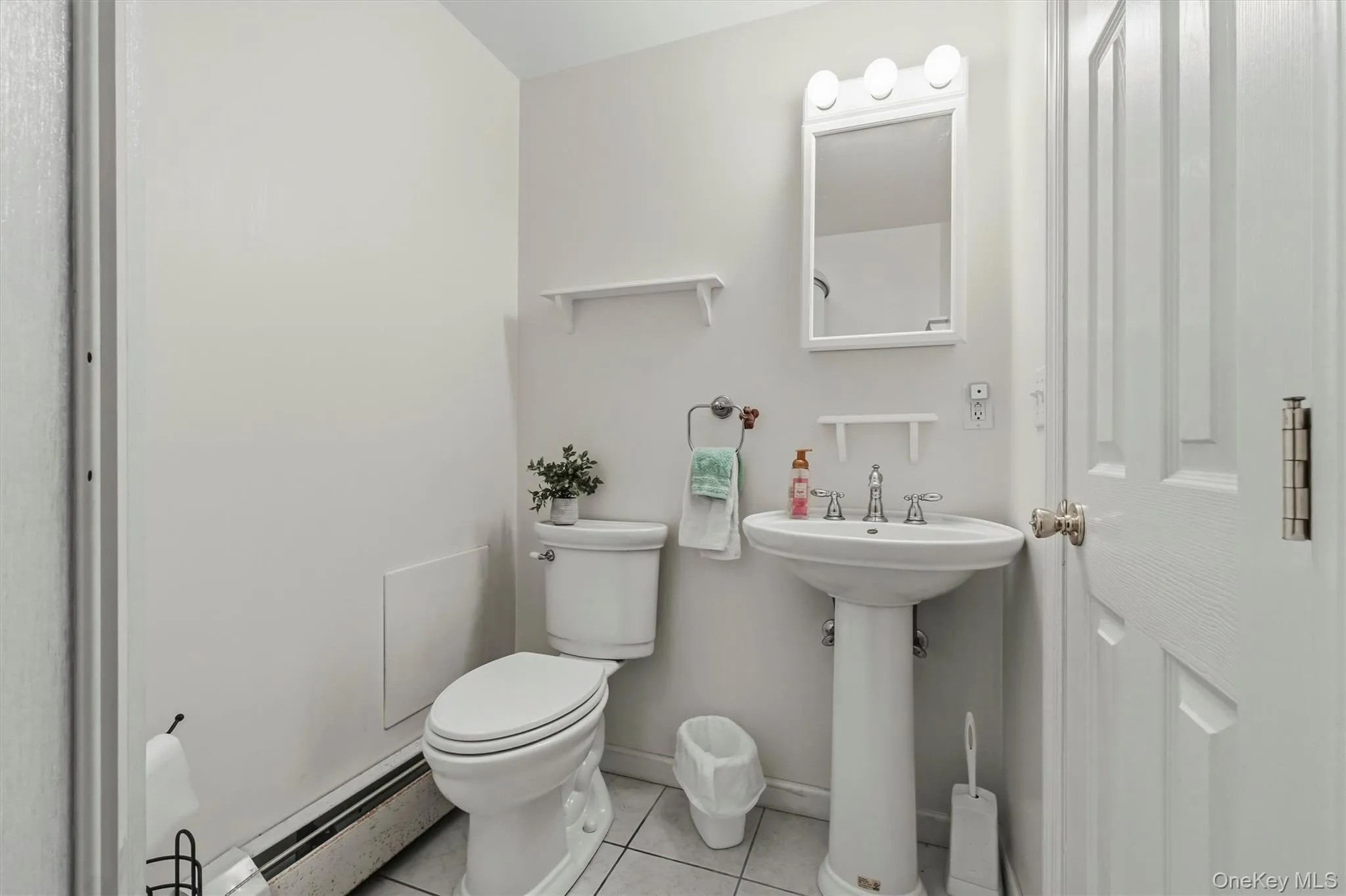Bathroom #3 is conveniently located in the recreation room area. Bathroom #3 is conveniently located in the recreation room area.