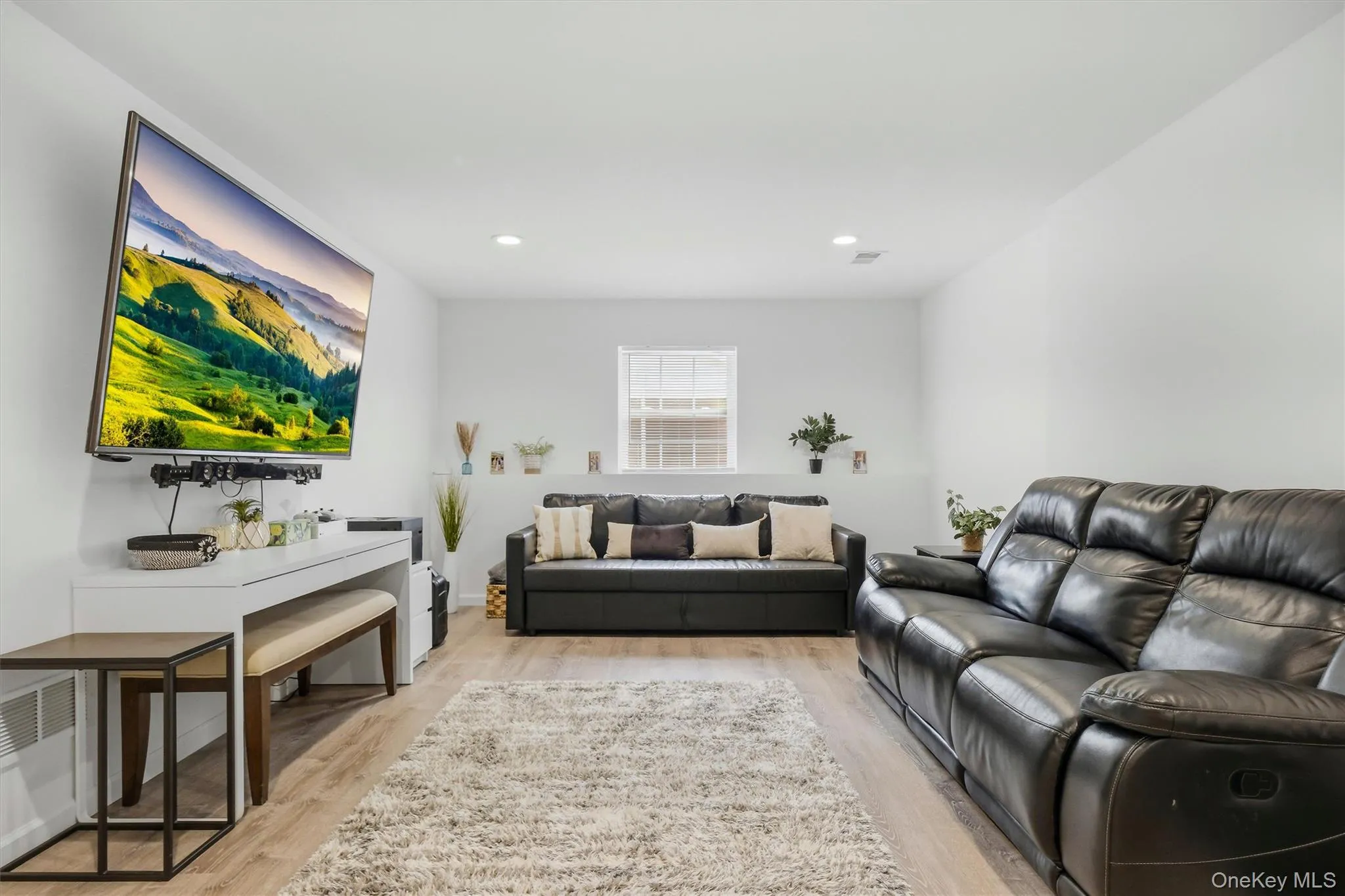 9 Overlook Terrace, Montgomery, NY, 4 Bedrooms Bedrooms, 8 Rooms Rooms,3 BathroomsBathrooms,Residential,For Rent,Overlook,0,1032471 9 Overlook Terrace, Montgomery, NY, 4 Bedrooms Bedrooms, 8 Rooms Rooms,3 BathroomsBathrooms,Residential,For Rent,Overlook,0,1032471