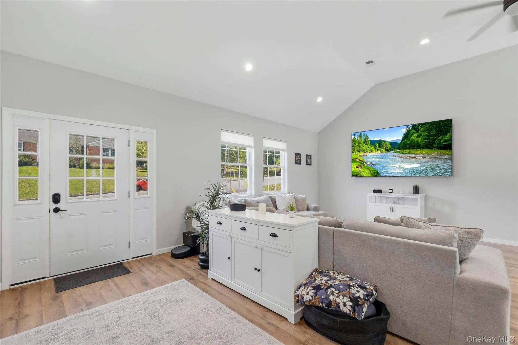 9 Overlook Terrace, Montgomery, NY, 4 Bedrooms Bedrooms, 8 Rooms Rooms,3 BathroomsBathrooms,Residential,For Rent,Overlook,0,1032471 9 Overlook Terrace, Montgomery, NY, 4 Bedrooms Bedrooms, 8 Rooms Rooms,3 BathroomsBathrooms,Residential,For Rent,Overlook,0,1032471