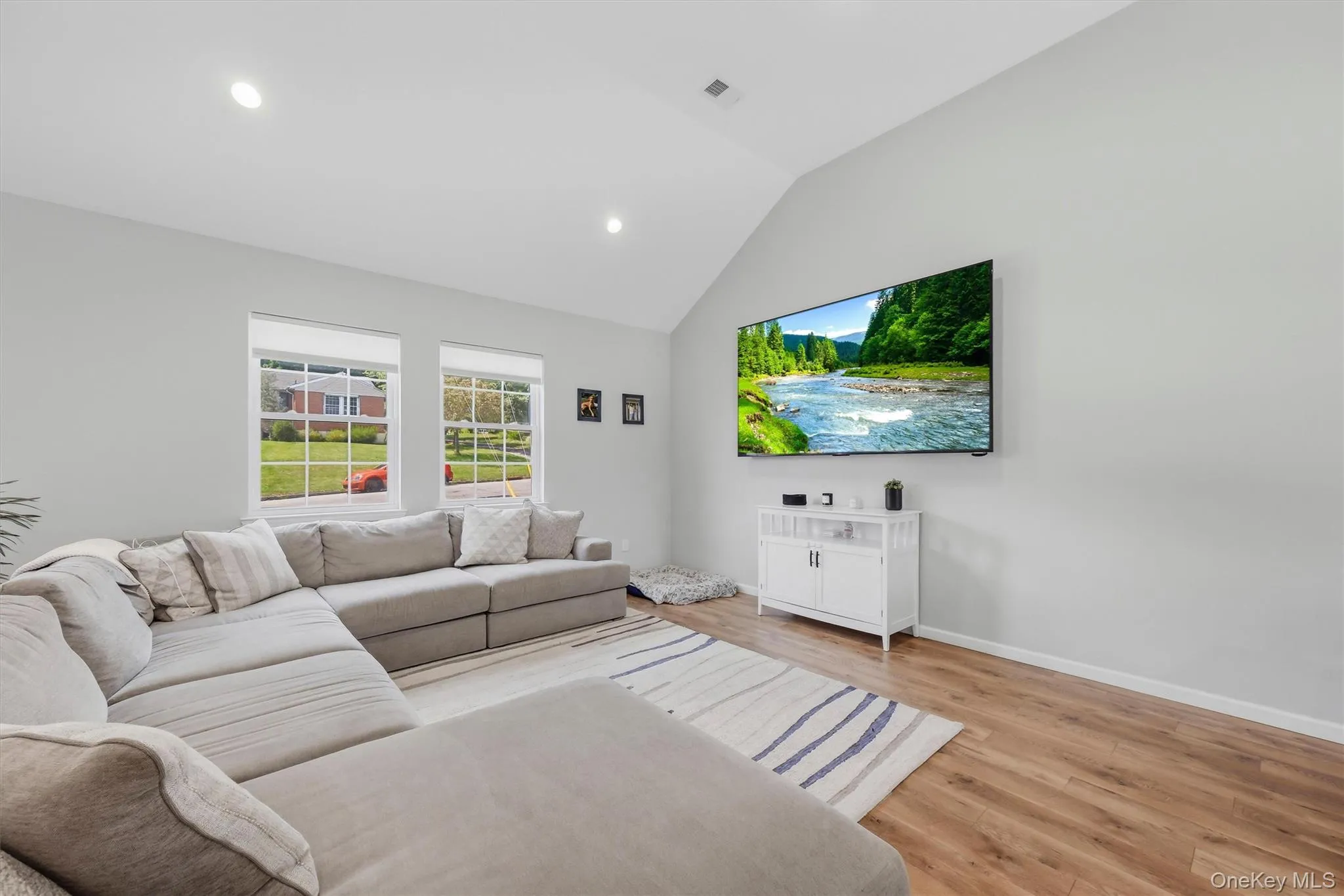 9 Overlook Terrace, Montgomery, NY, 4 Bedrooms Bedrooms, 8 Rooms Rooms,3 BathroomsBathrooms,Residential,For Rent,Overlook,0,1032471 9 Overlook Terrace, Montgomery, NY, 4 Bedrooms Bedrooms, 8 Rooms Rooms,3 BathroomsBathrooms,Residential,For Rent,Overlook,0,1032471