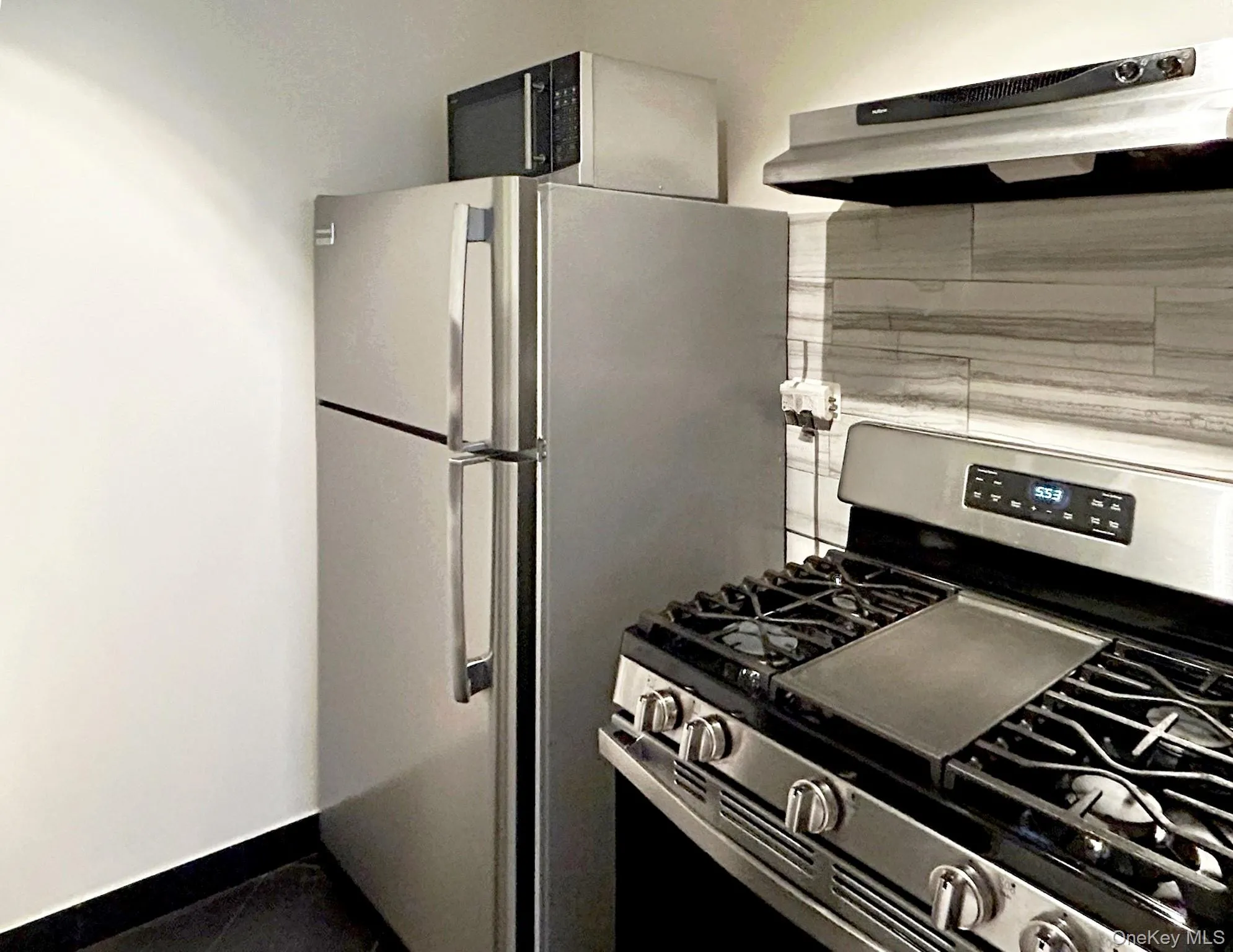 Stainless appliances Stainless appliances