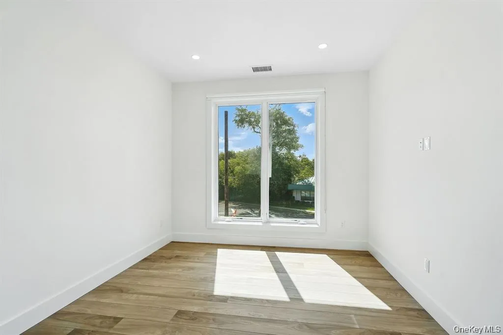 402 Halstead Avenue, Harrison, NY, 3 Bedrooms Bedrooms, 6 Rooms Rooms,2 BathroomsBathrooms,Residential Lease,For Rent,Halstead,0,1032483 402 Halstead Avenue, Harrison, NY, 3 Bedrooms Bedrooms, 6 Rooms Rooms,2 BathroomsBathrooms,Residential Lease,For Rent,Halstead,0,1032483
