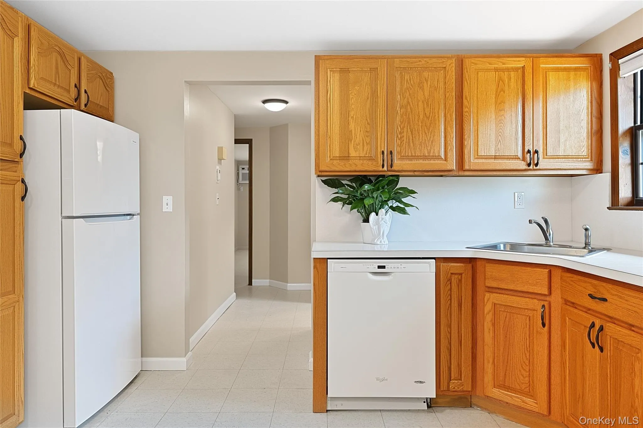 36 Osceola Avenue, Babylon, NY, 5 Bedrooms Bedrooms, 12 Rooms Rooms,3 BathroomsBathrooms,Residential,For Rent,Osceola,0,1032486 36 Osceola Avenue, Babylon, NY, 5 Bedrooms Bedrooms, 12 Rooms Rooms,3 BathroomsBathrooms,Residential,For Rent,Osceola,0,1032486