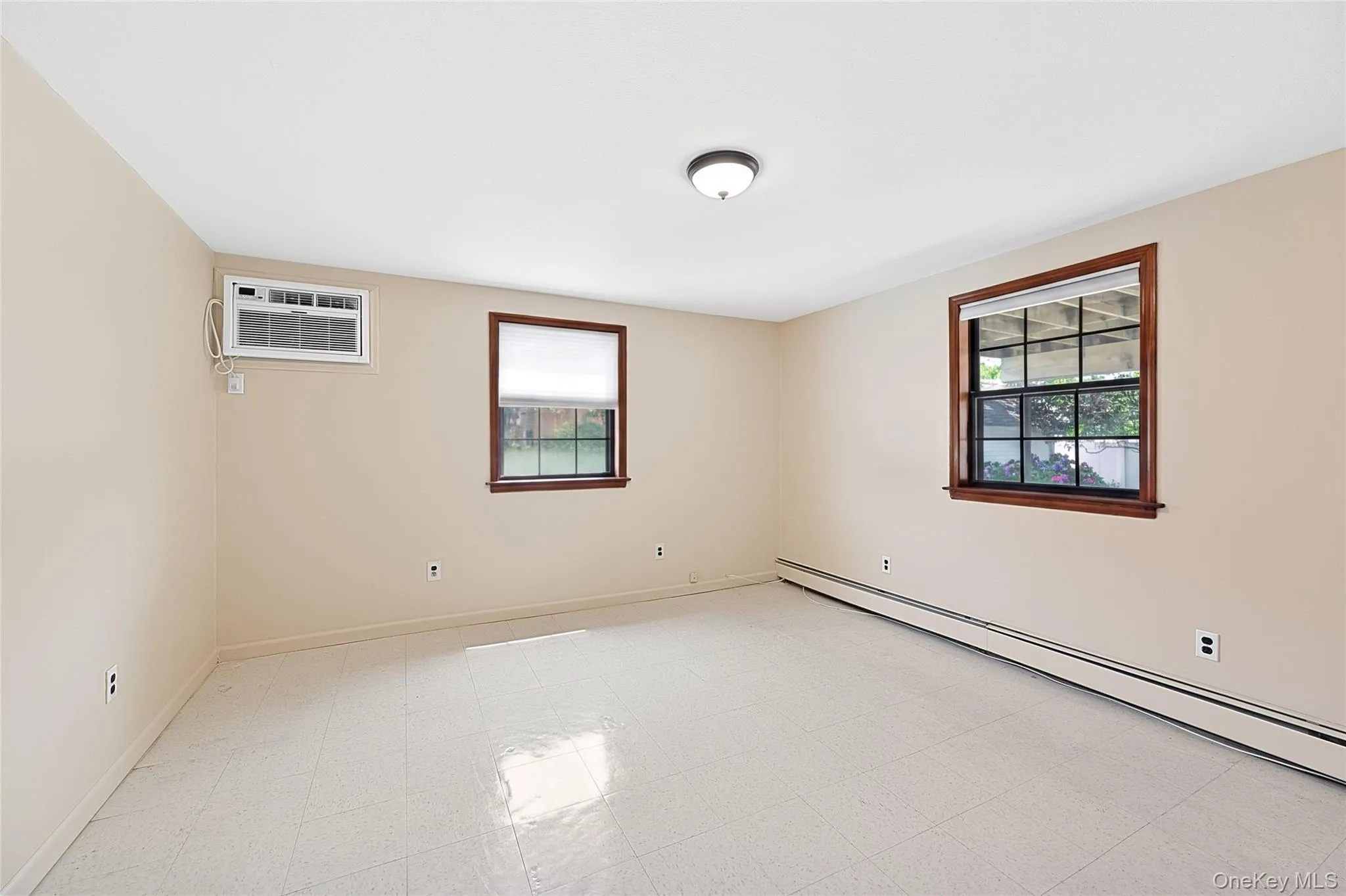 36 Osceola Avenue, Babylon, NY, 5 Bedrooms Bedrooms, 12 Rooms Rooms,3 BathroomsBathrooms,Residential,For Rent,Osceola,0,1032486 36 Osceola Avenue, Babylon, NY, 5 Bedrooms Bedrooms, 12 Rooms Rooms,3 BathroomsBathrooms,Residential,For Rent,Osceola,0,1032486