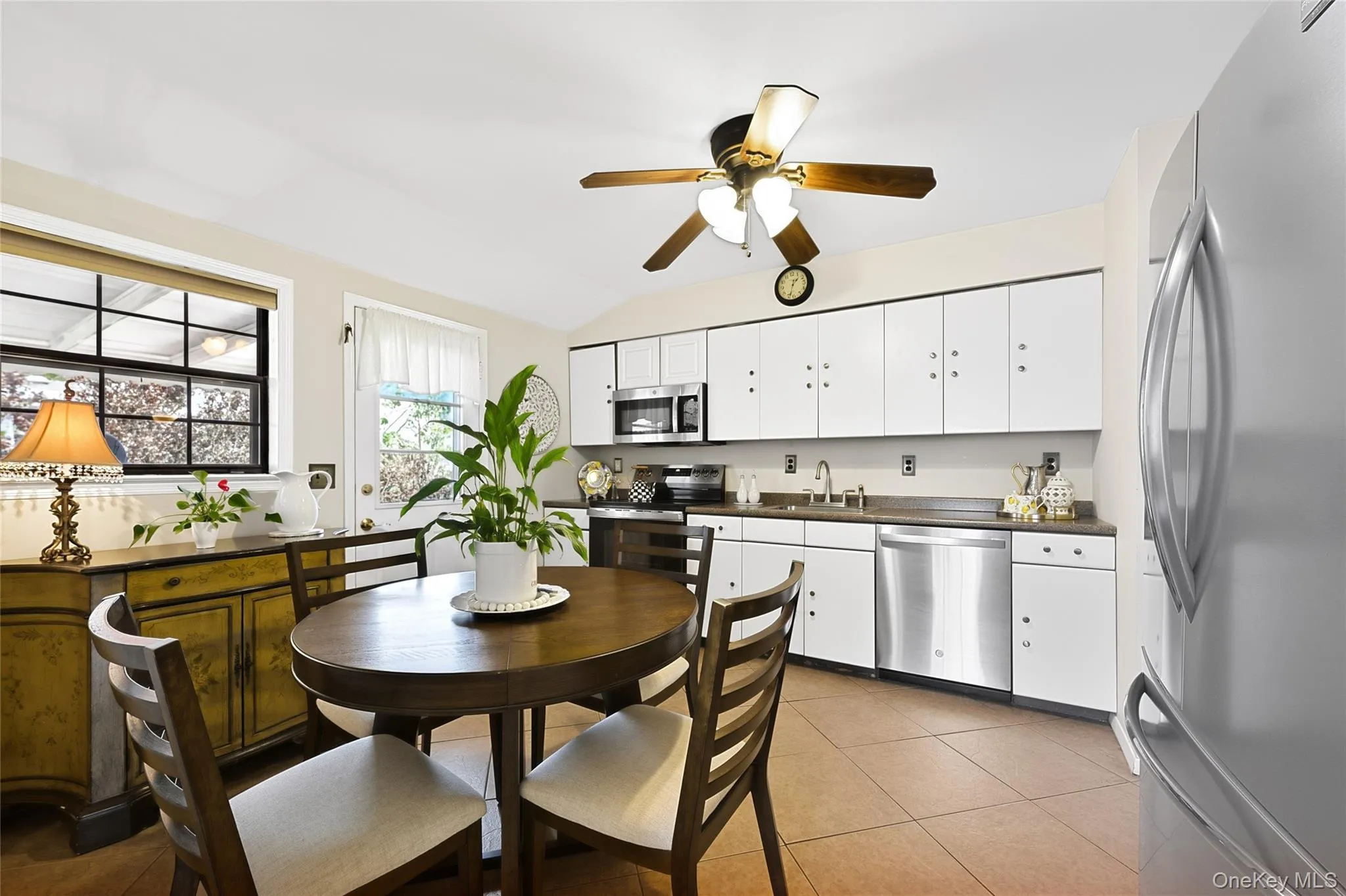 36 Osceola Avenue, Babylon, NY, 5 Bedrooms Bedrooms, 12 Rooms Rooms,3 BathroomsBathrooms,Residential,For Rent,Osceola,0,1032486 36 Osceola Avenue, Babylon, NY, 5 Bedrooms Bedrooms, 12 Rooms Rooms,3 BathroomsBathrooms,Residential,For Rent,Osceola,0,1032486