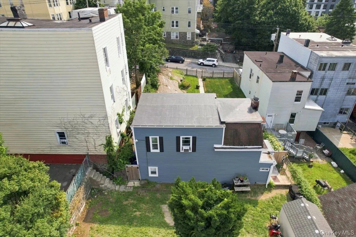 143 Oliver Avenue, Yonkers, NY, 3 Bedrooms Bedrooms, 4 Rooms Rooms,2 BathroomsBathrooms,Residential,For Rent,Oliver,0,1032488 143 Oliver Avenue, Yonkers, NY, 3 Bedrooms Bedrooms, 4 Rooms Rooms,2 BathroomsBathrooms,Residential,For Rent,Oliver,0,1032488
