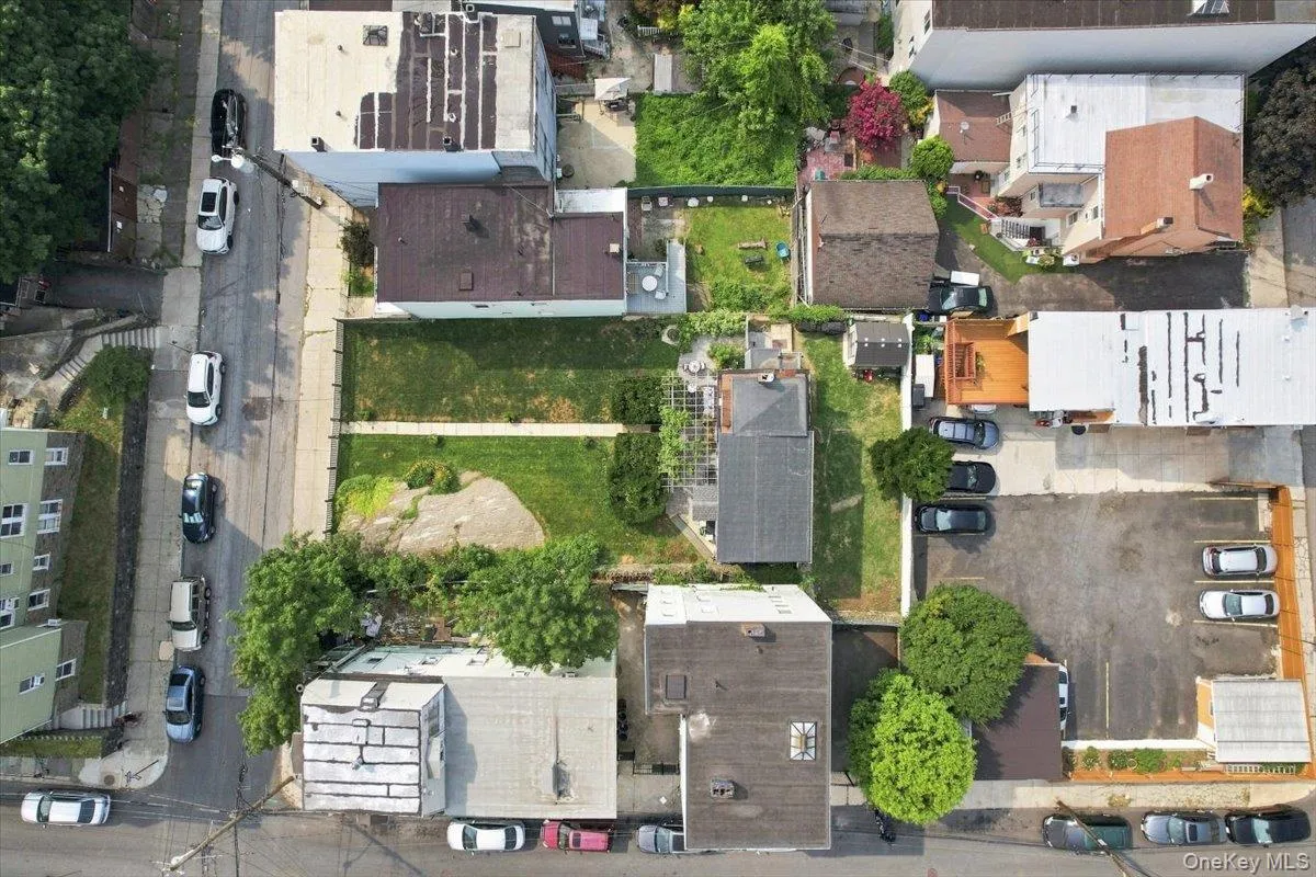 143 Oliver Avenue, Yonkers, NY, 3 Bedrooms Bedrooms, 4 Rooms Rooms,2 BathroomsBathrooms,Residential,For Rent,Oliver,0,1032488 143 Oliver Avenue, Yonkers, NY, 3 Bedrooms Bedrooms, 4 Rooms Rooms,2 BathroomsBathrooms,Residential,For Rent,Oliver,0,1032488